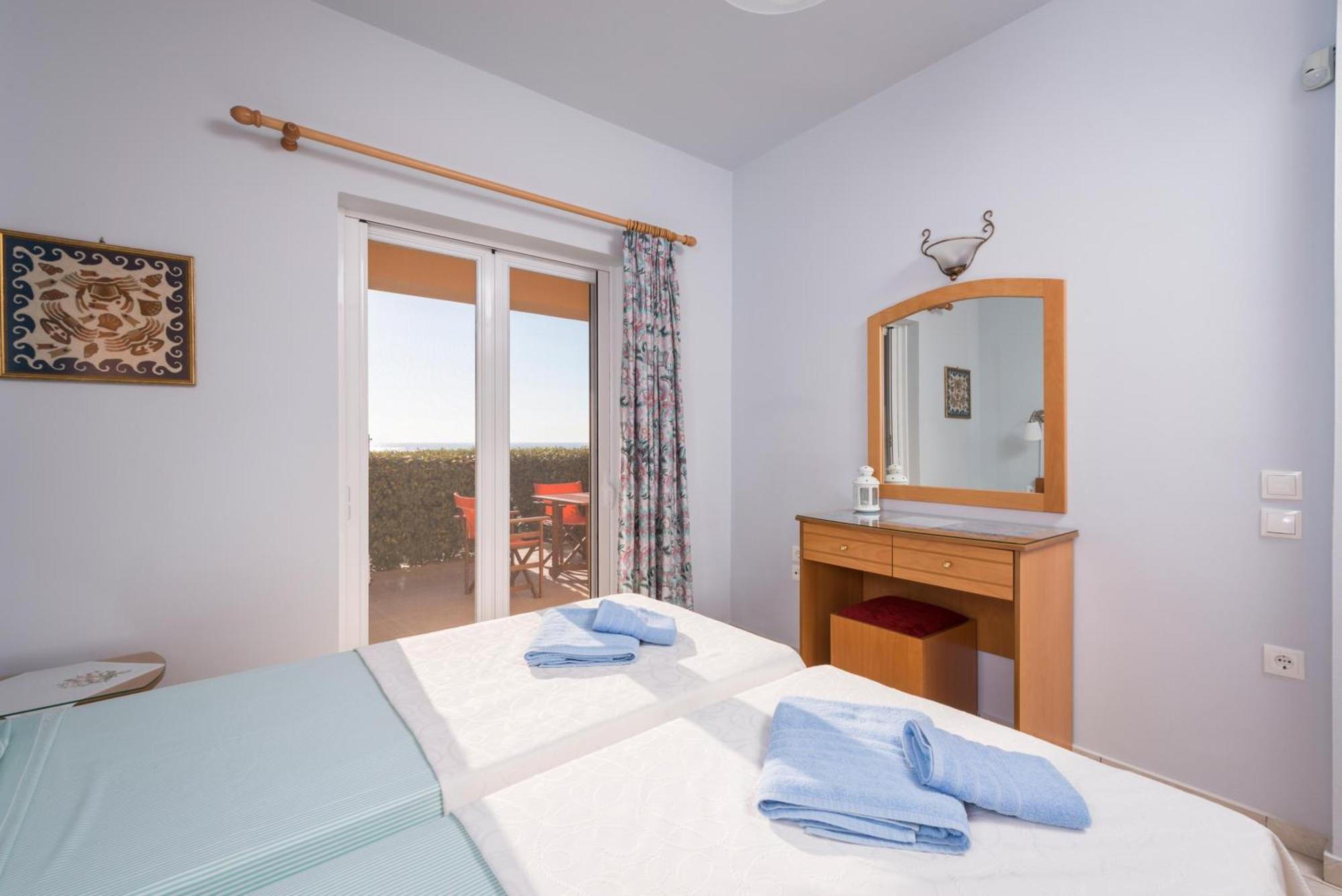 Cretan View With Sea View Apartment Stavros (Crete)