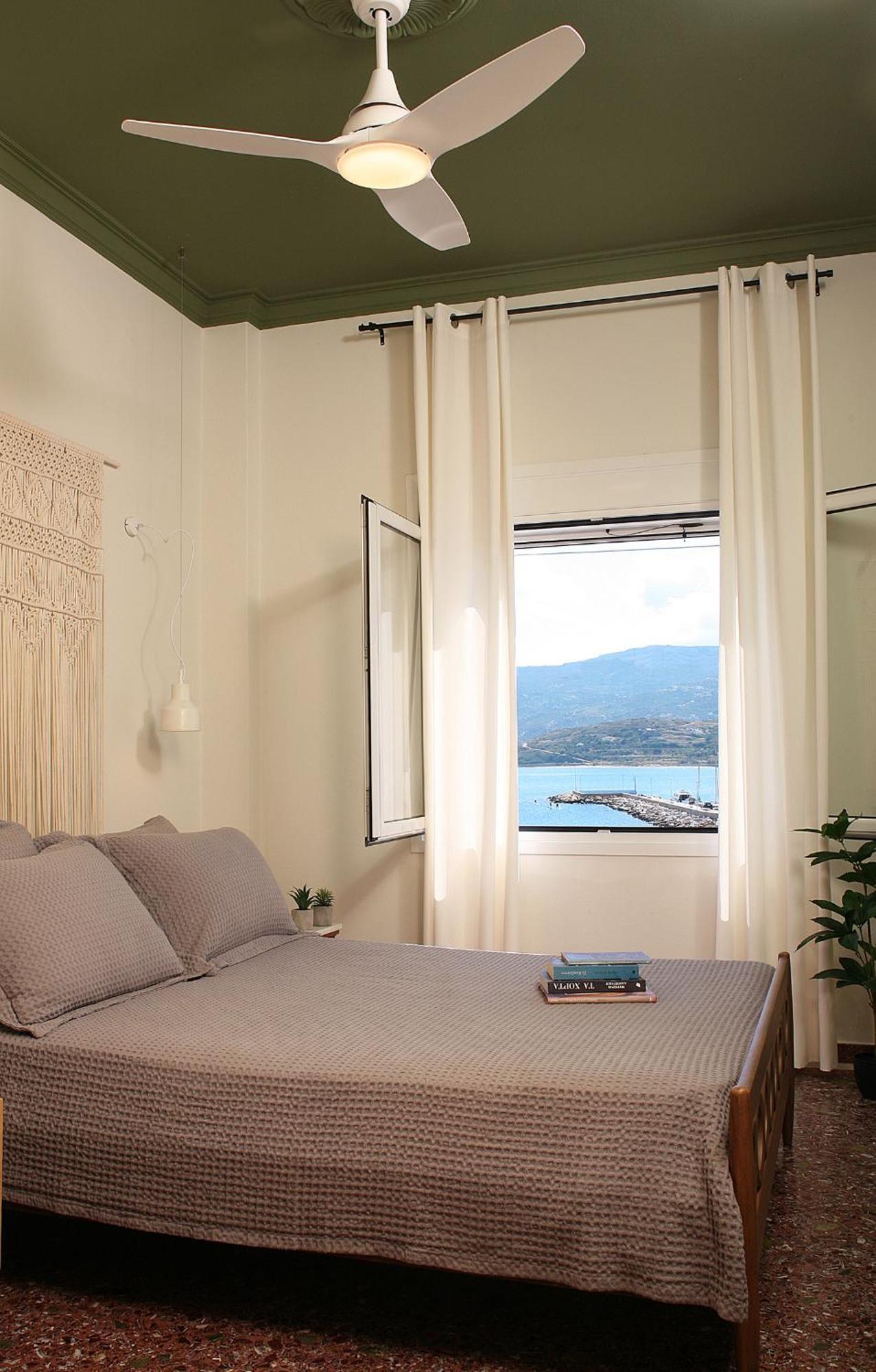 Alpha 2 Sitia (Crete)