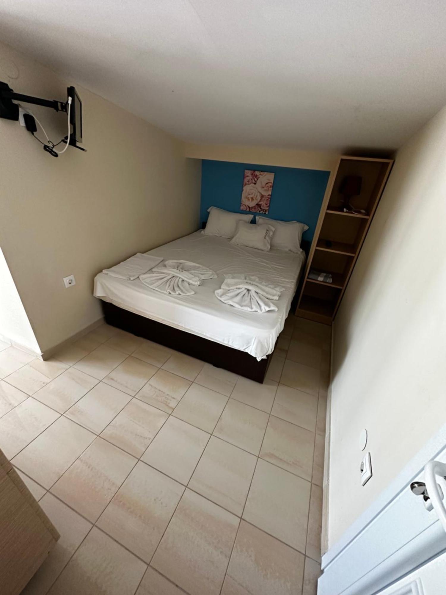 Elena Apartment