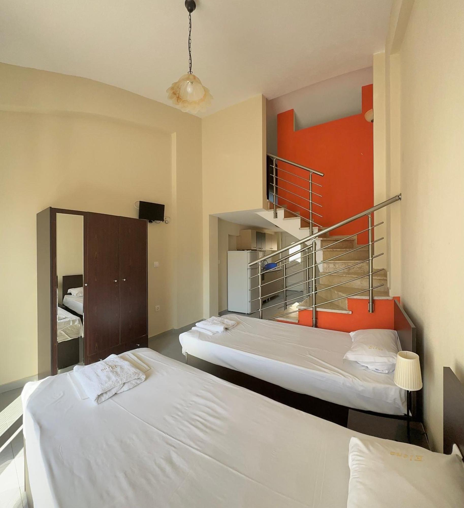 Elena Apartment *