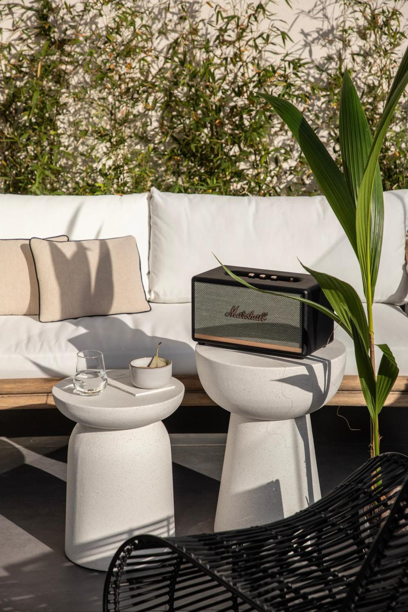 Apartment The With Outdoor Hot Tub