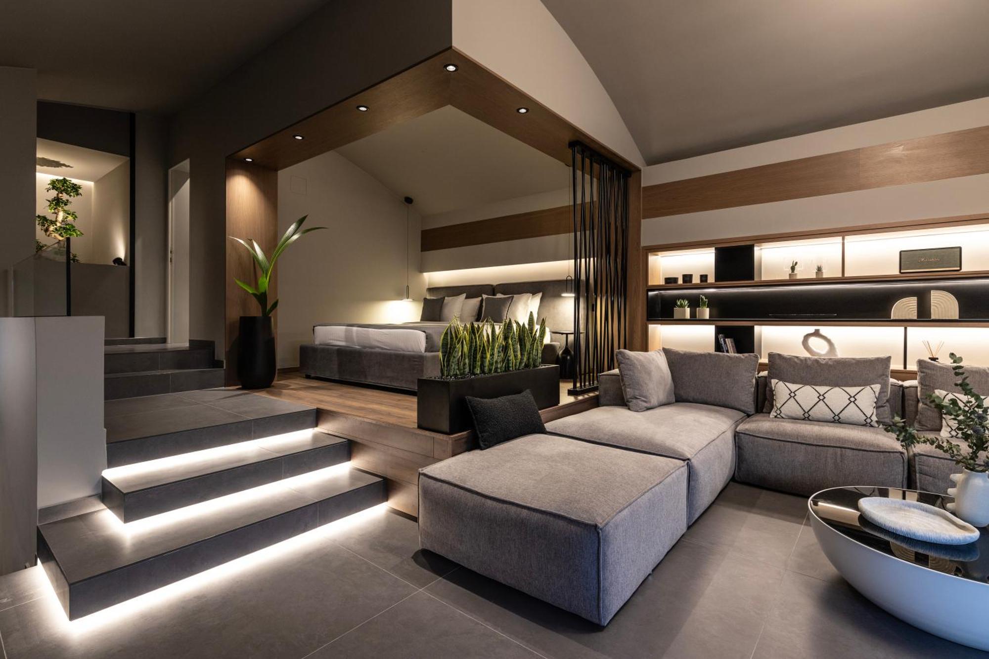 The With Outdoor Hot Tub Apartment *