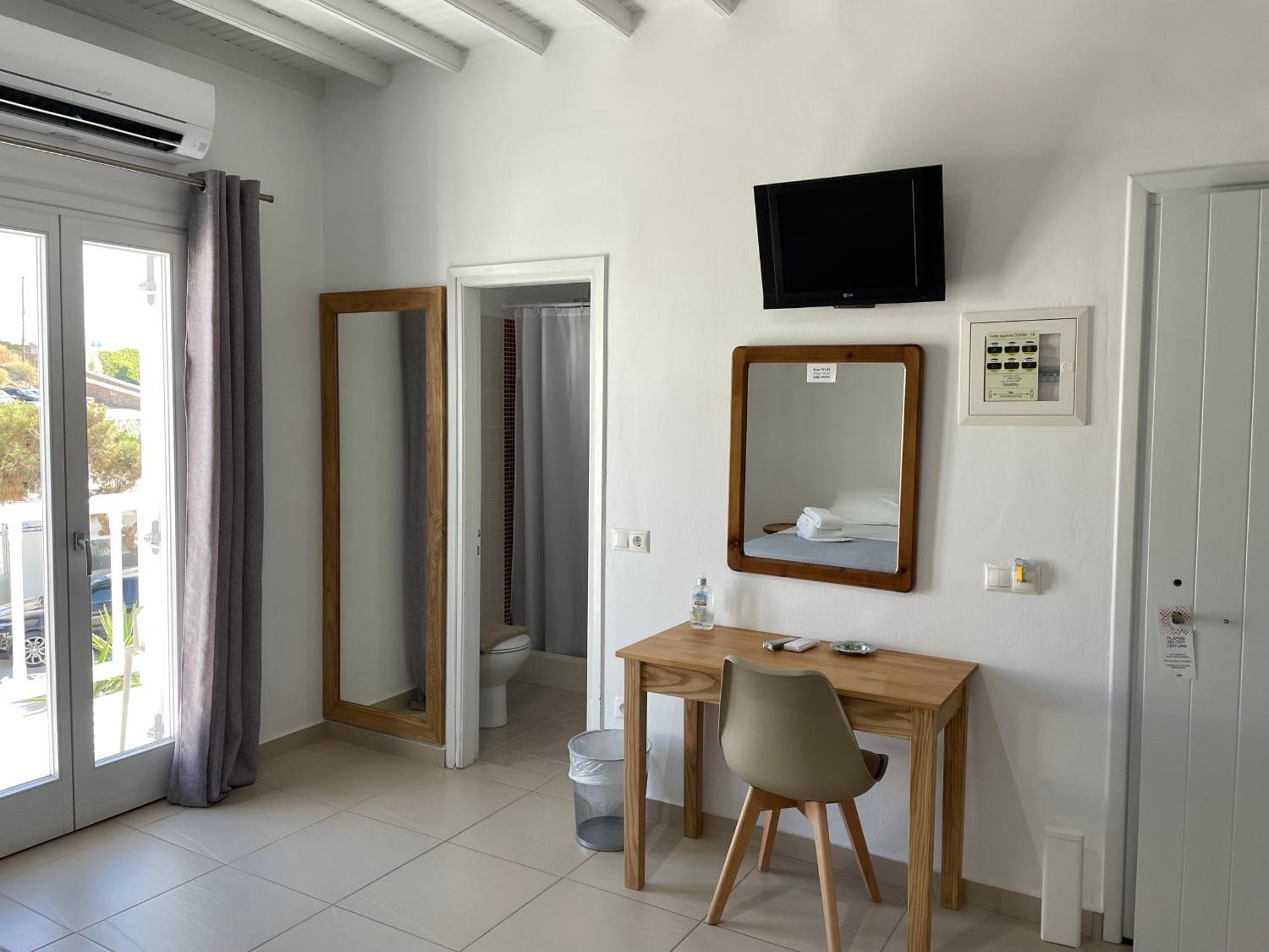 White Myth Guest house 2*