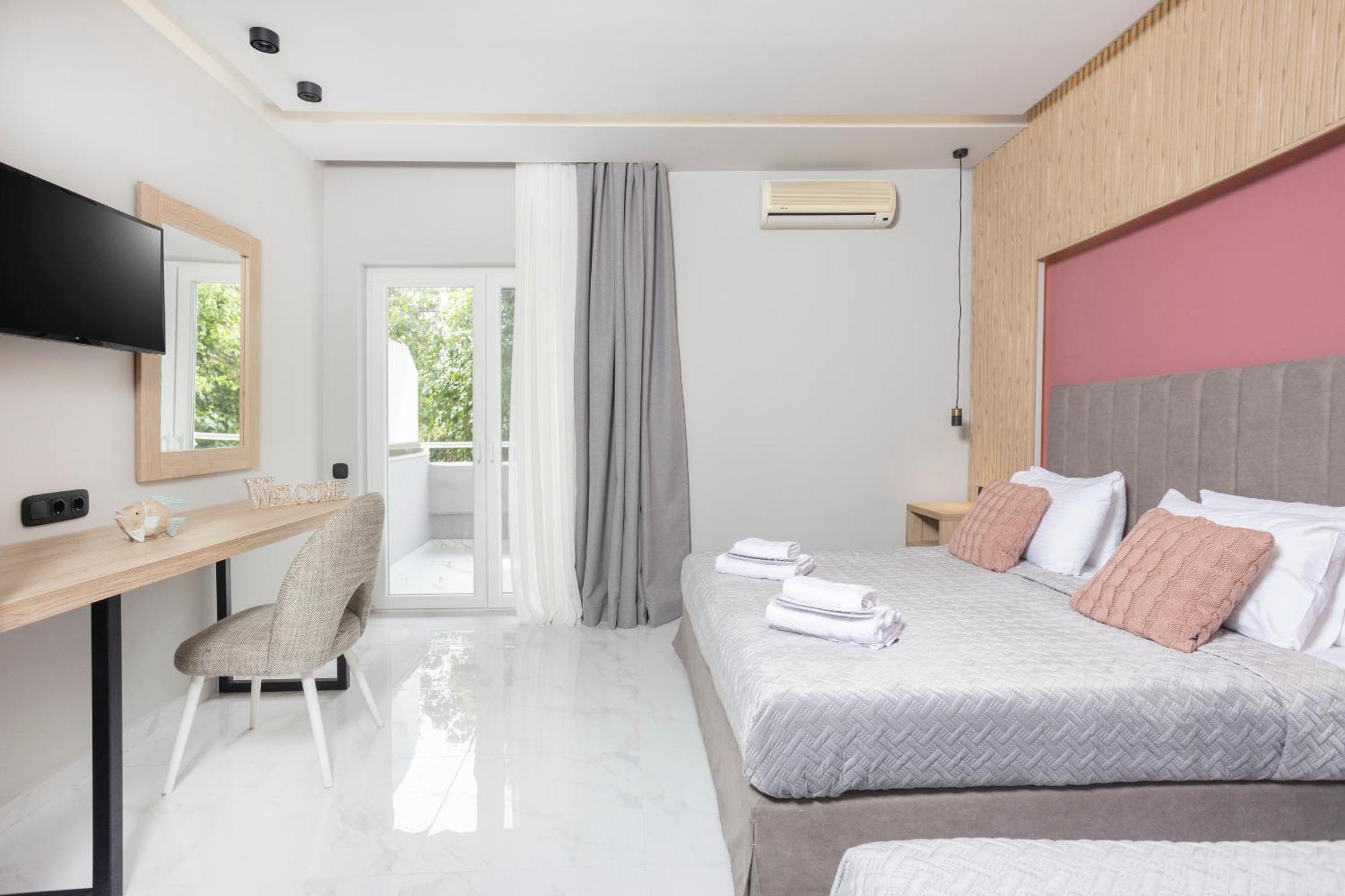 Tropical Aparthotel 4*