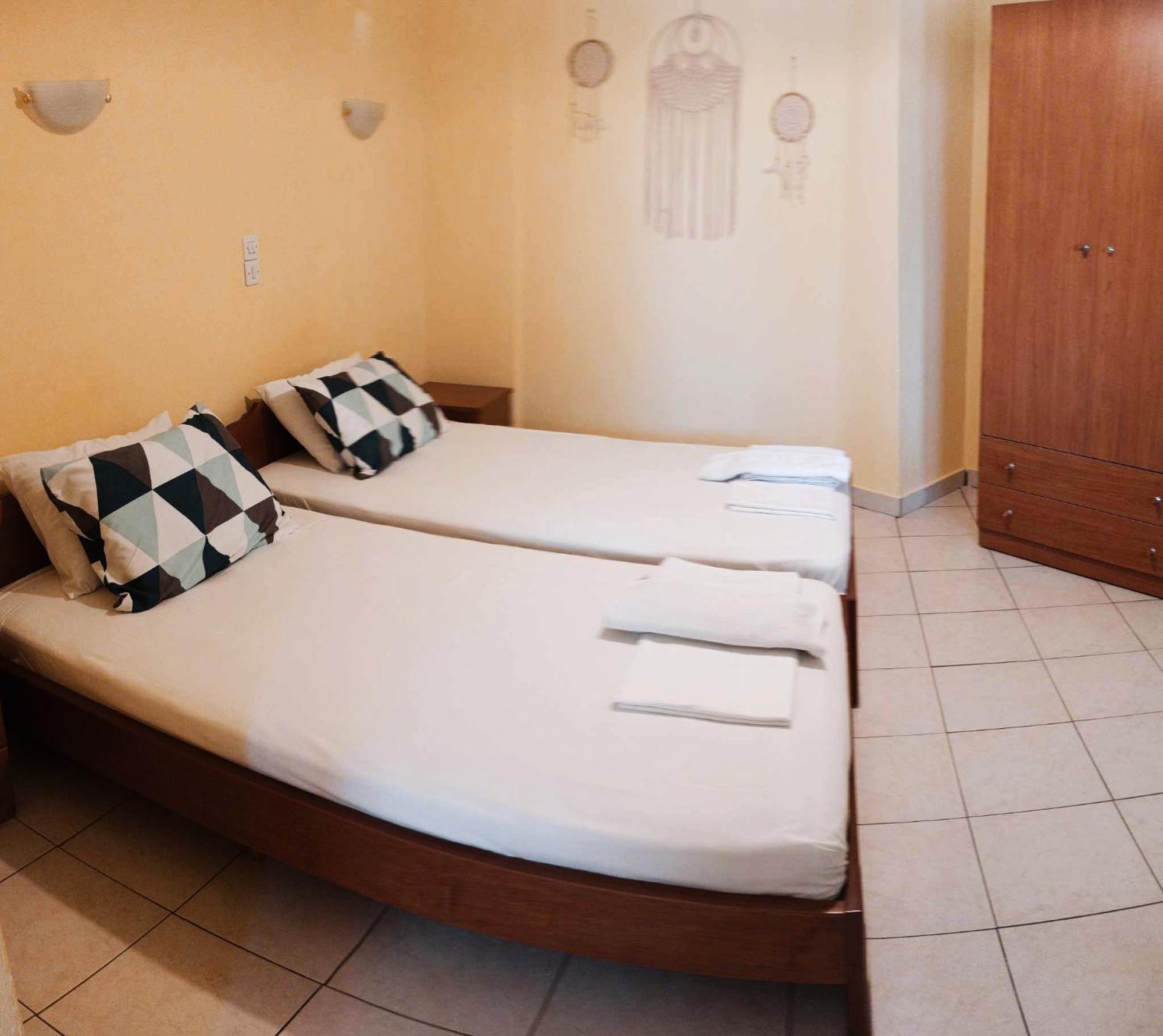Apartment Despoina Meletiadou Nea Roda