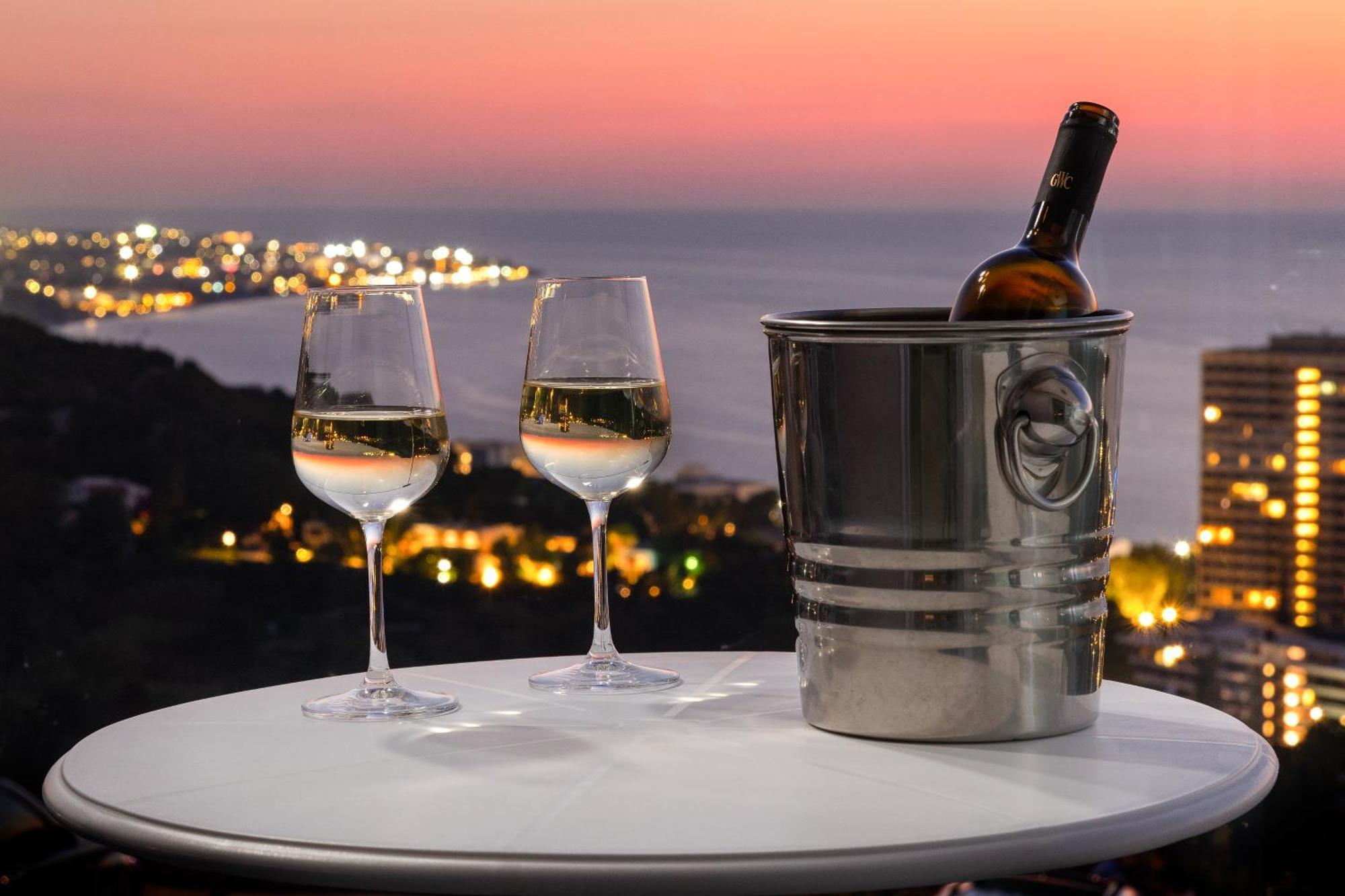Apartment Rhodesrentalsgr Presents Rhodes Skyline *
