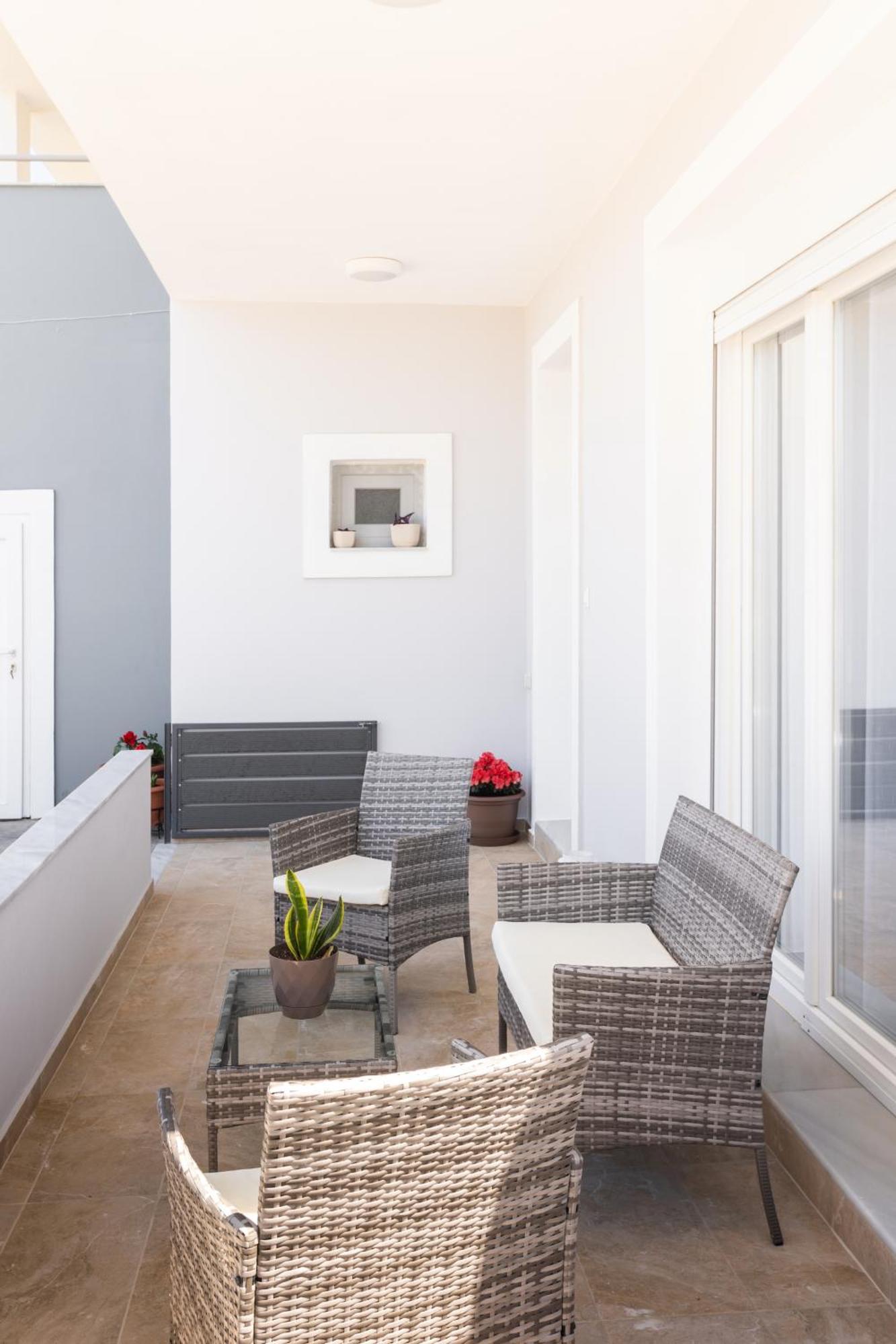 S&v Luxury Apartment Sfakaki