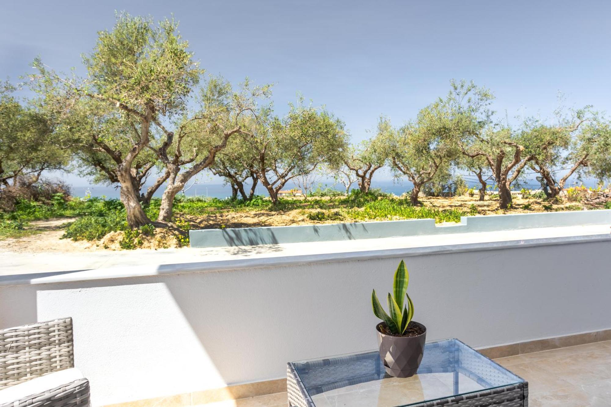 S&v Luxury Apartment