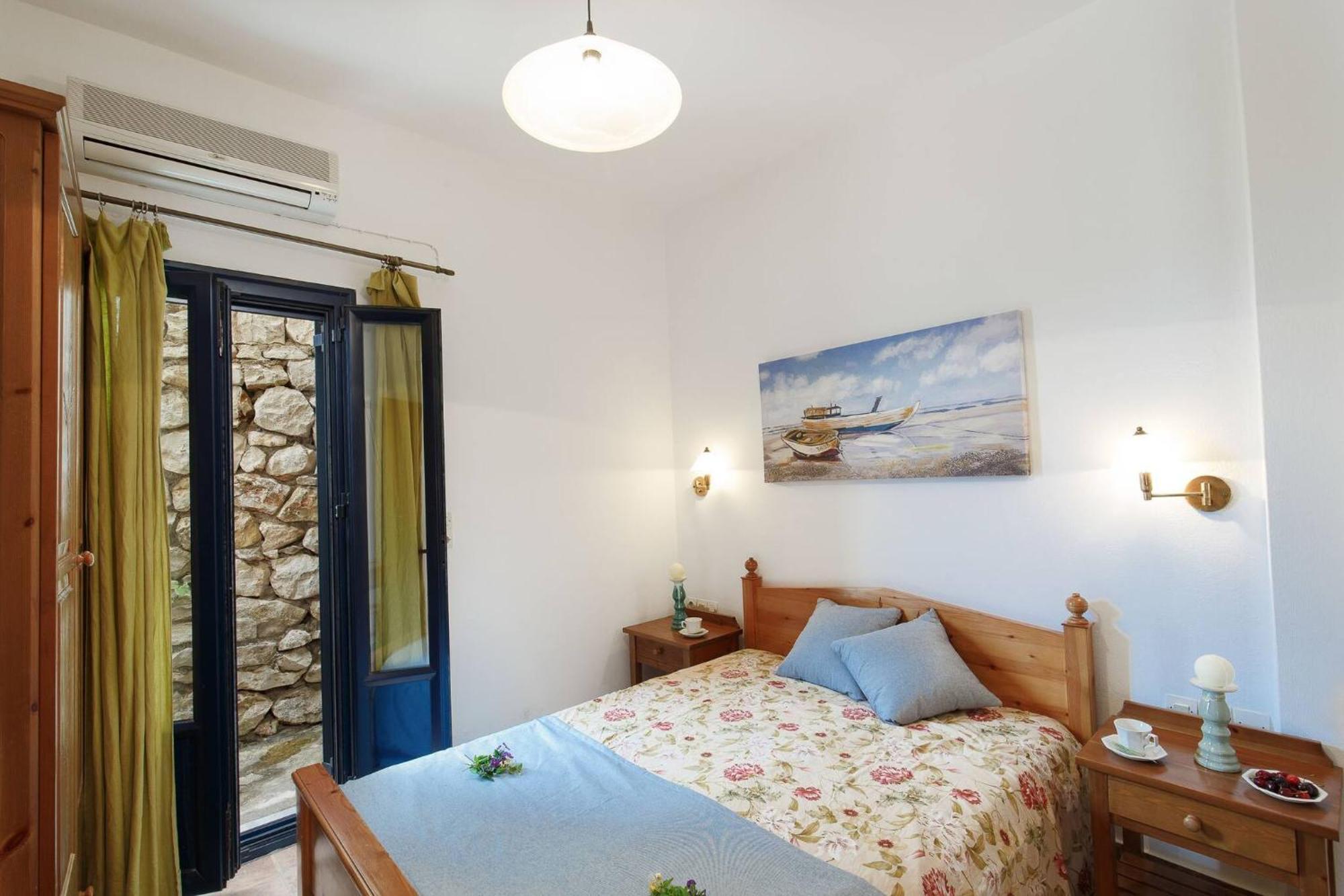 Lindas In Unrivalled Position In Kournas * Kavallos (Crete)