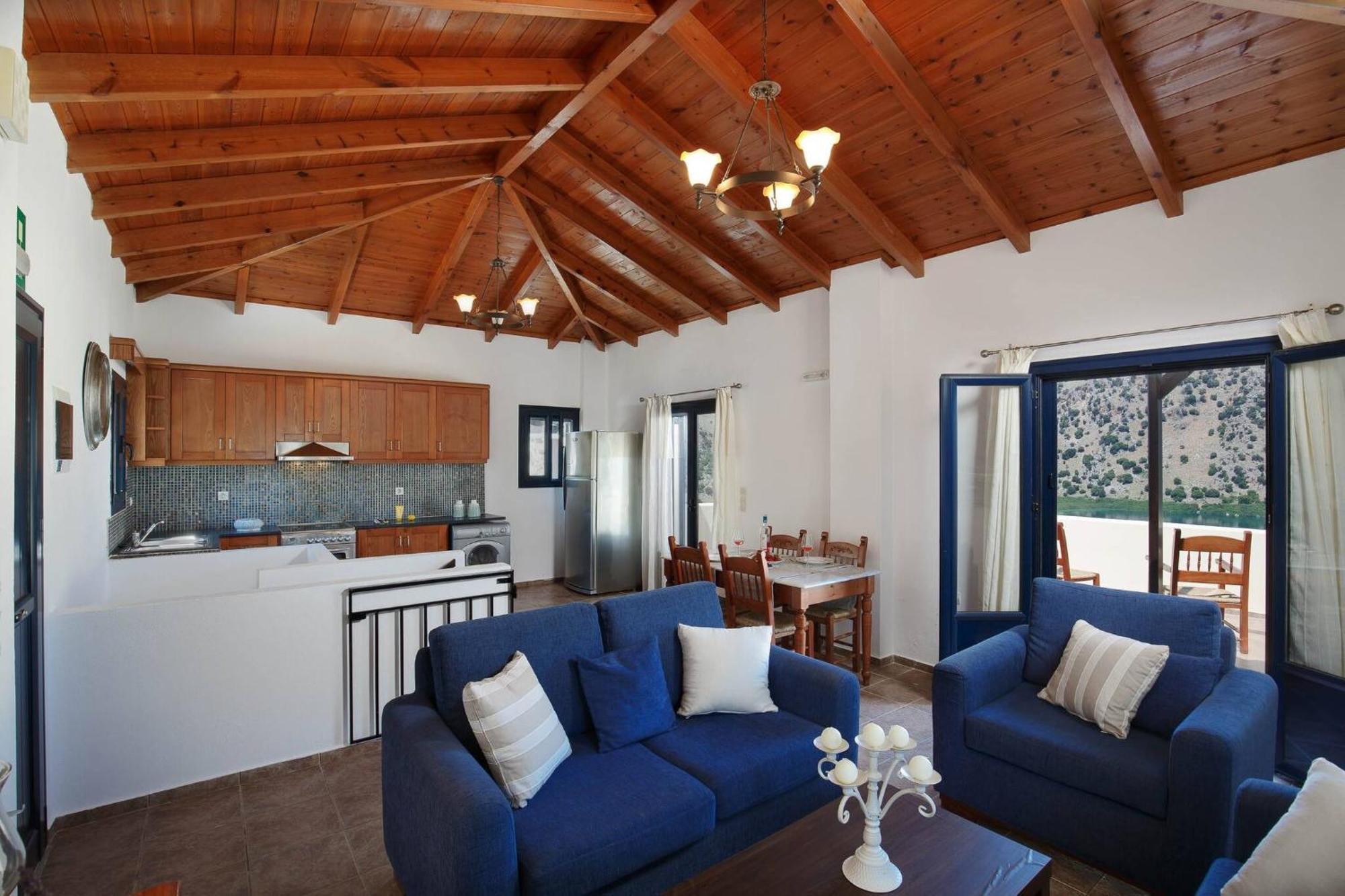 Villa Lindas In Unrivalled Position In Kournas Kavallos (Crete)