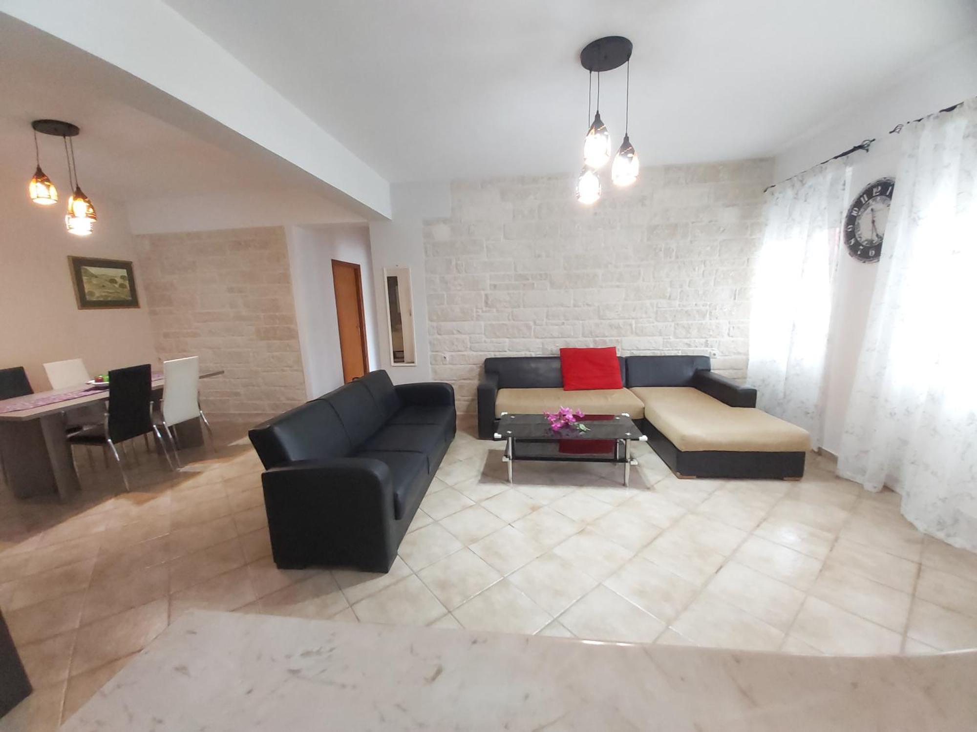 Bodikos & Apartment