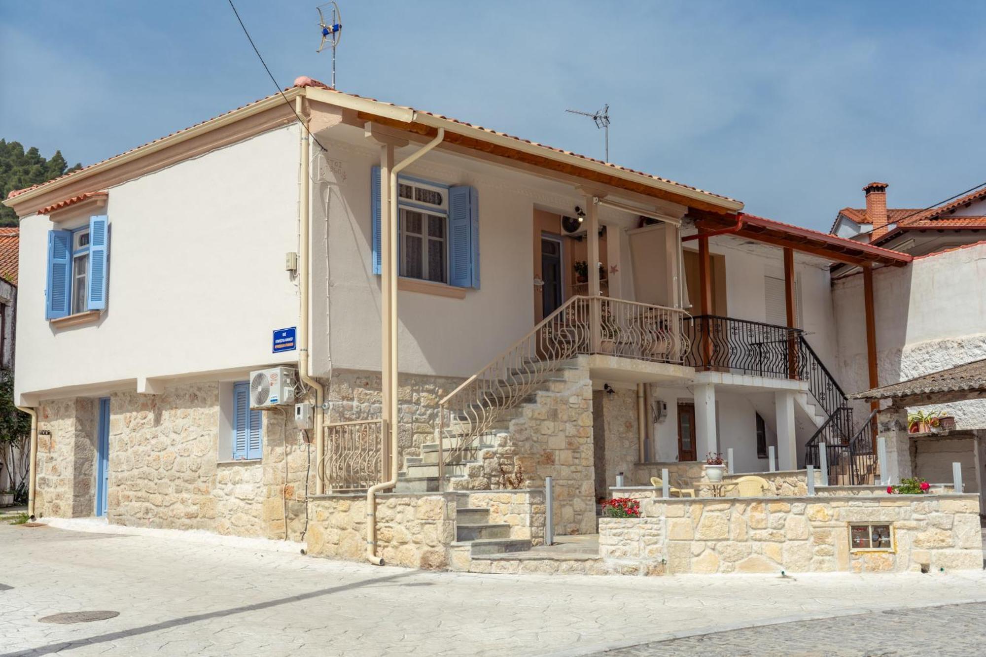 Holiday home Patriko Retro House