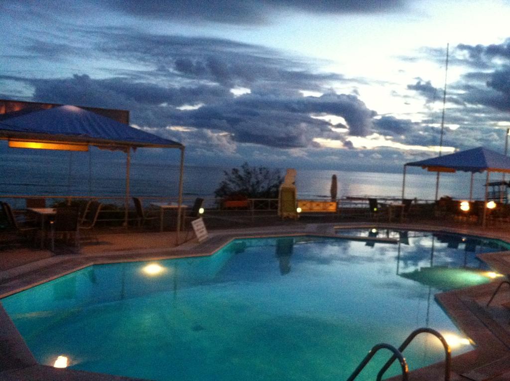 Aparthotel Corfu Menigos 3*