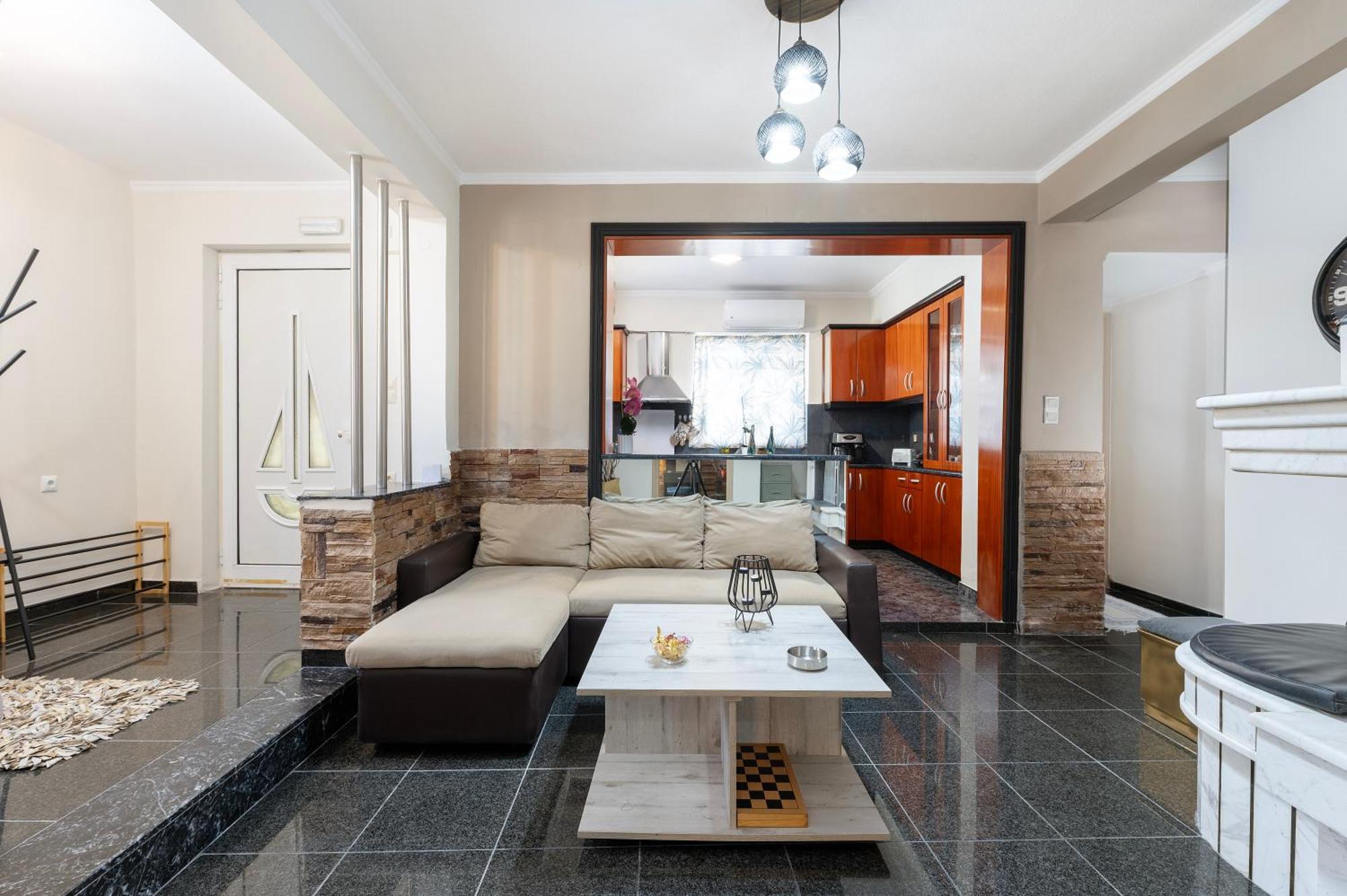 Sun & Waves Beachfront Apartment Lambi (Kos)