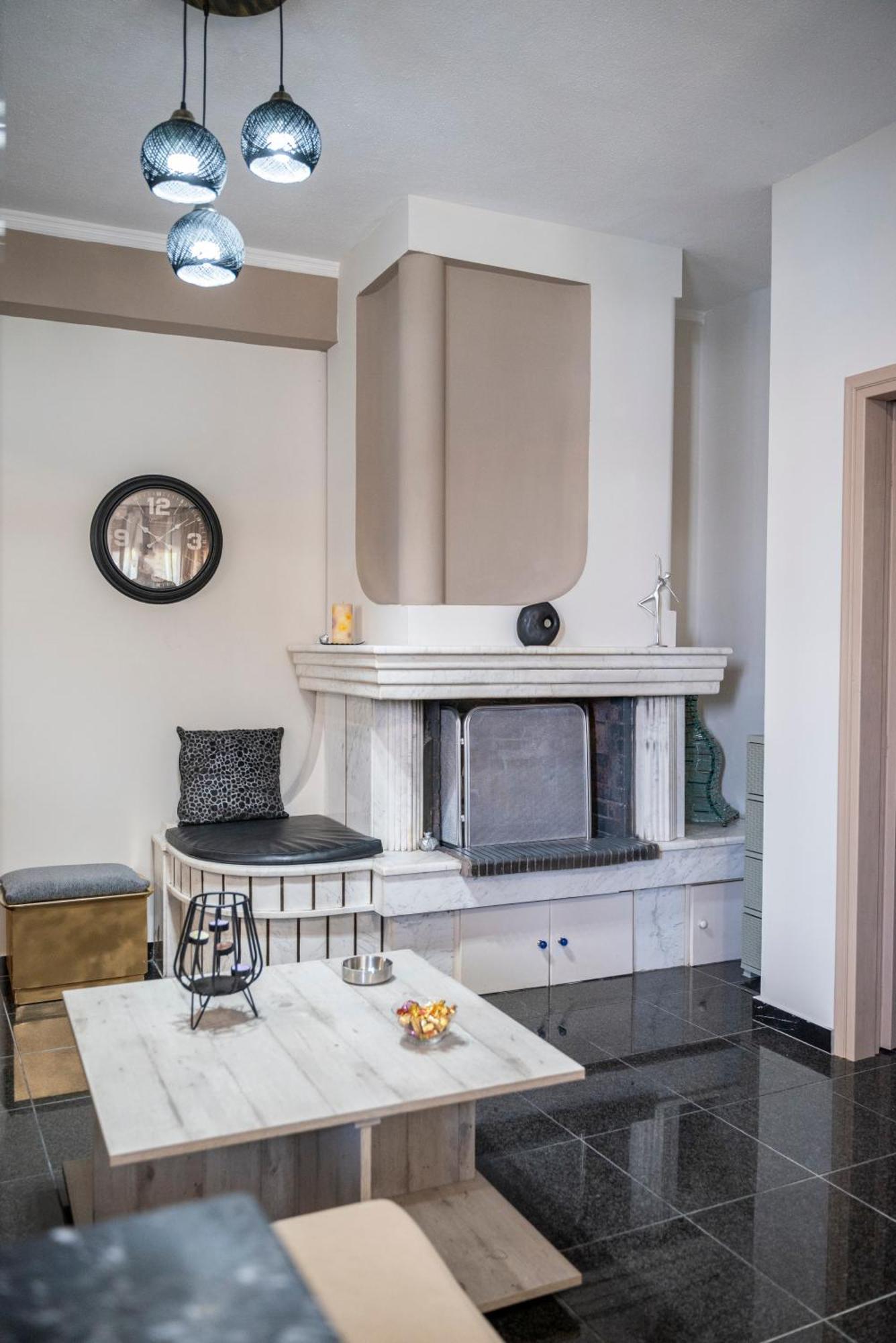 Sun & Waves Beachfront Apartment Lambi (Kos)