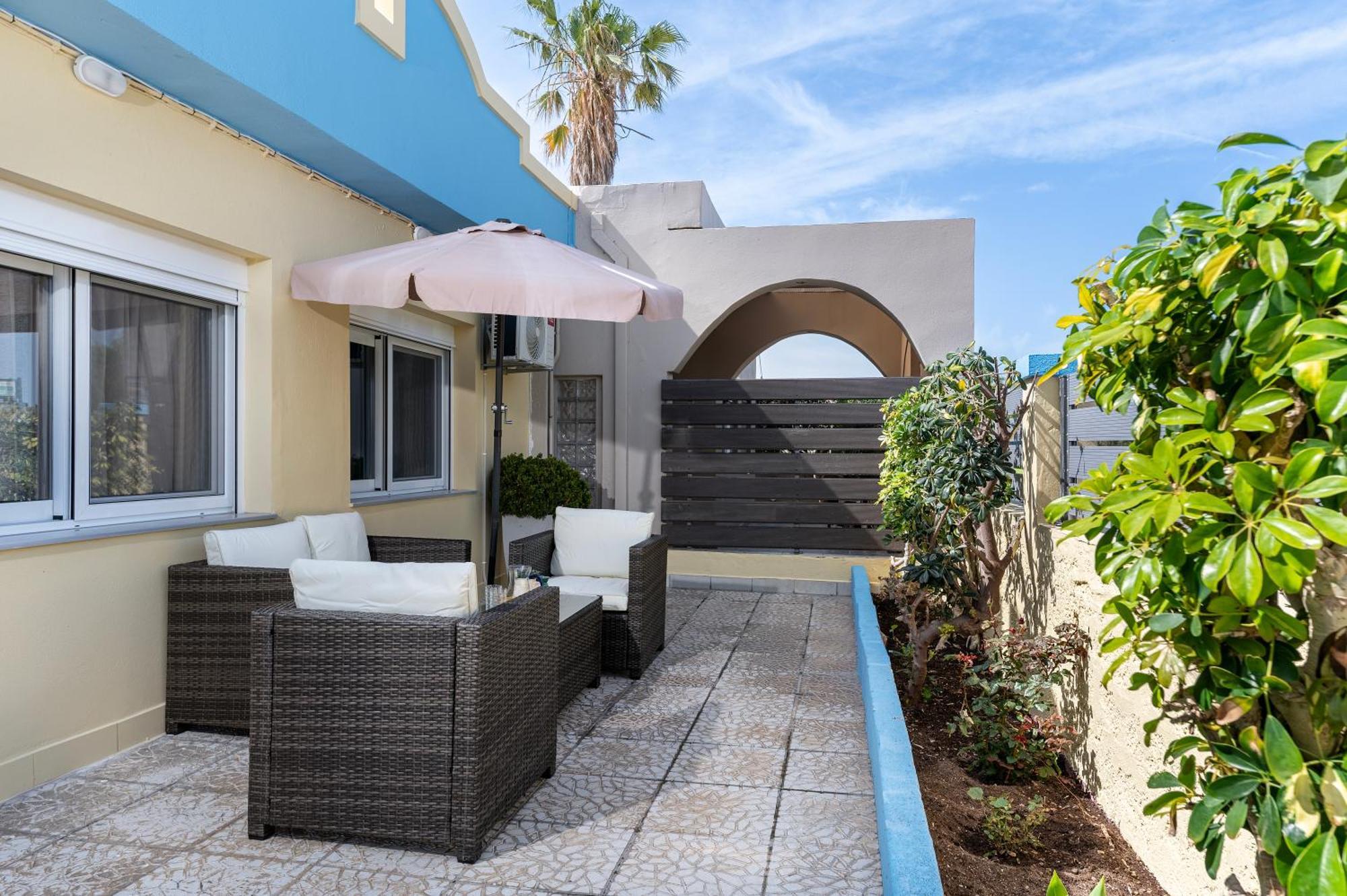 Apartment Sun & Waves Beachfront *