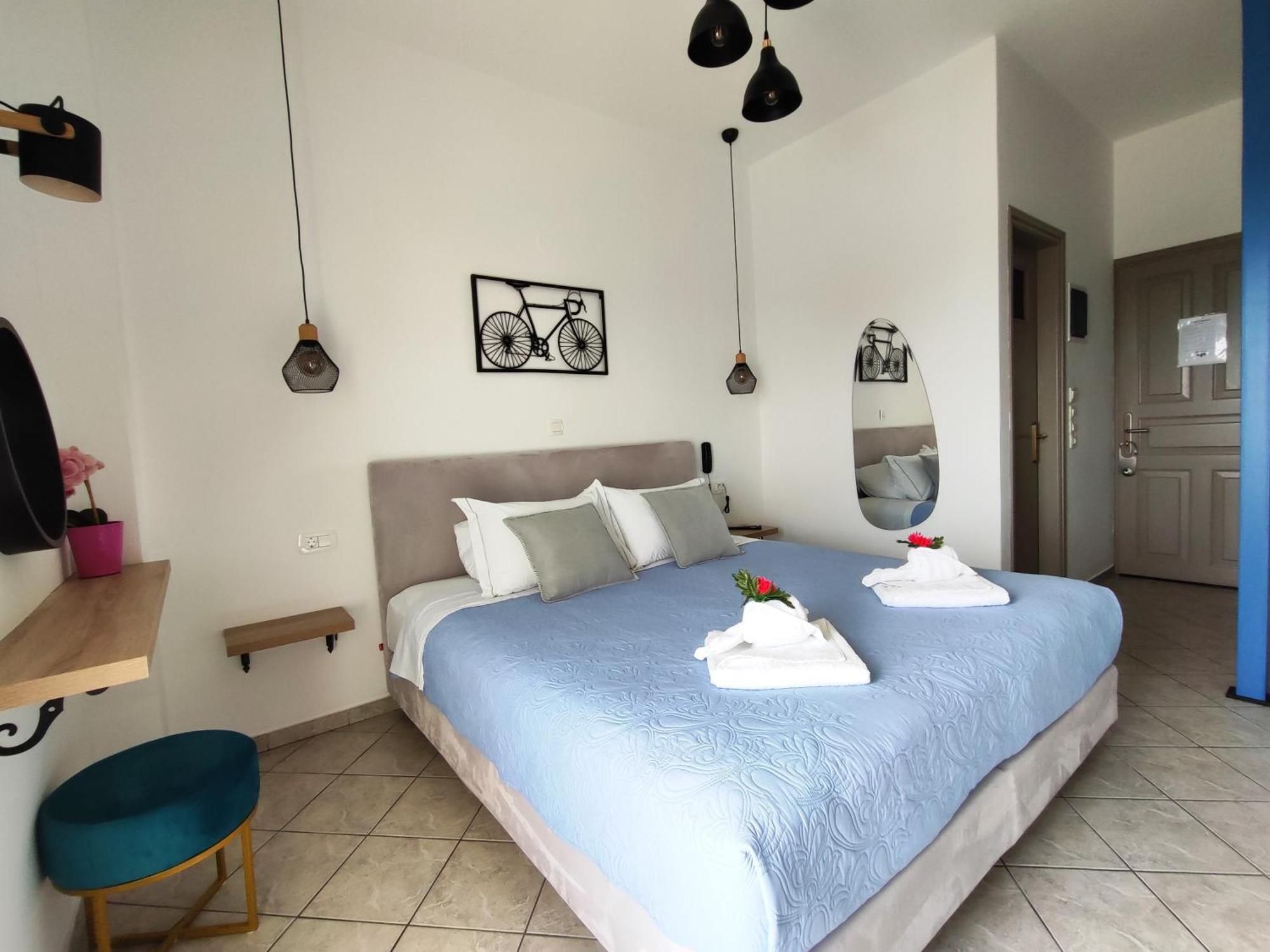 Aparthotel Nemesis Fira (Santorini)