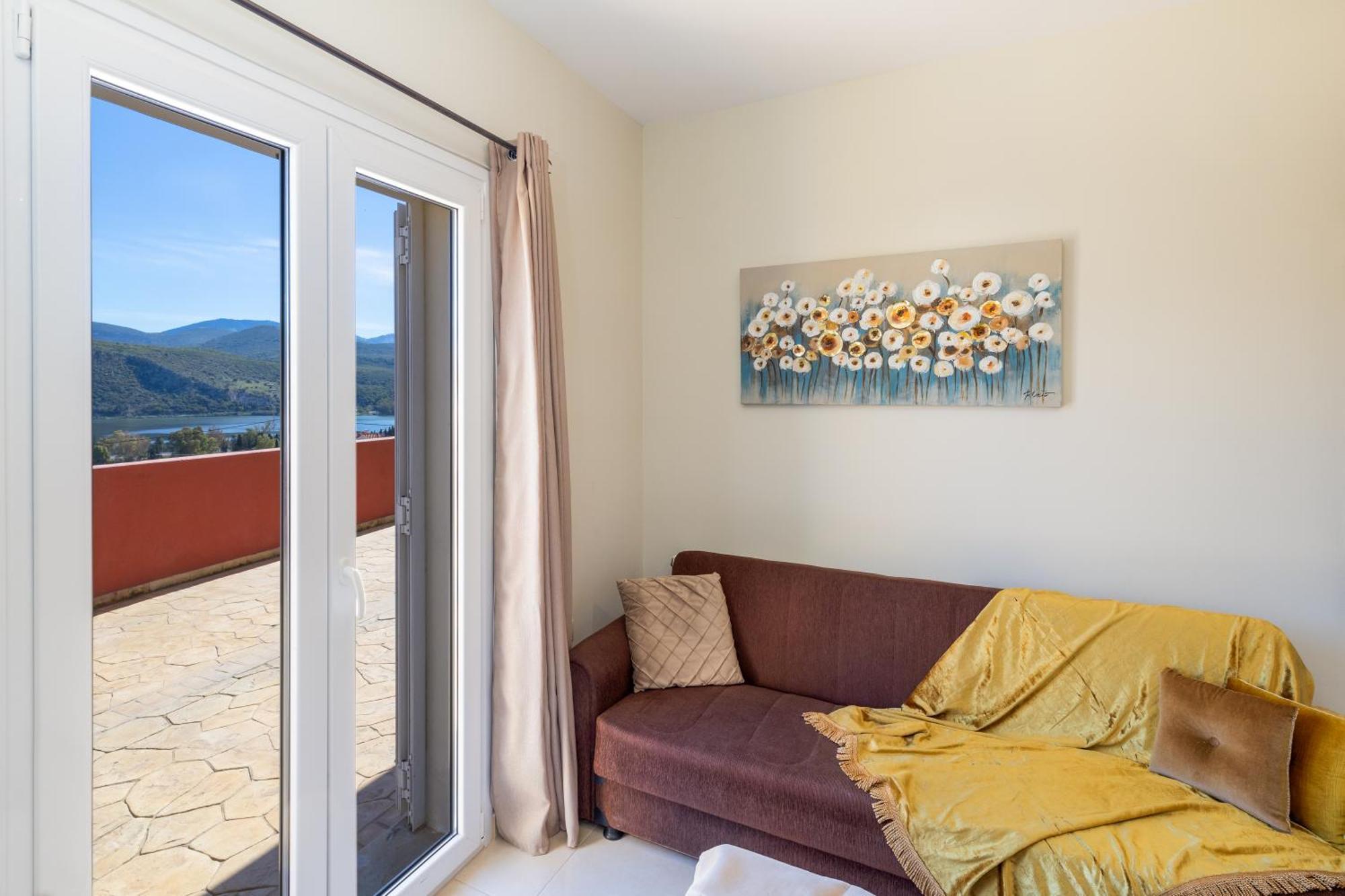 Apartment Phevos Seaview