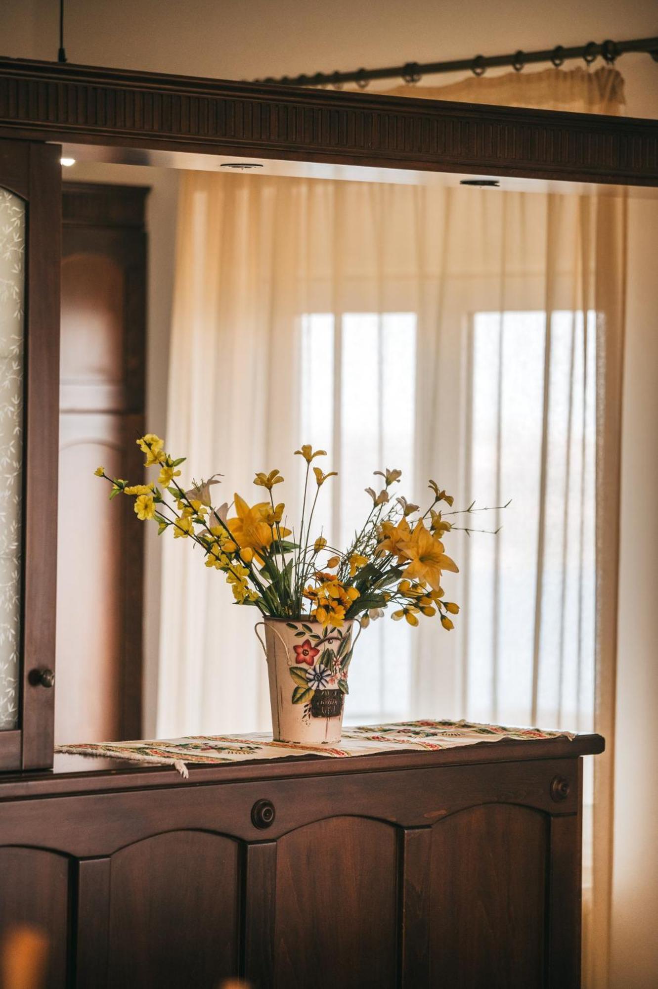 Apartment Dream Aptera