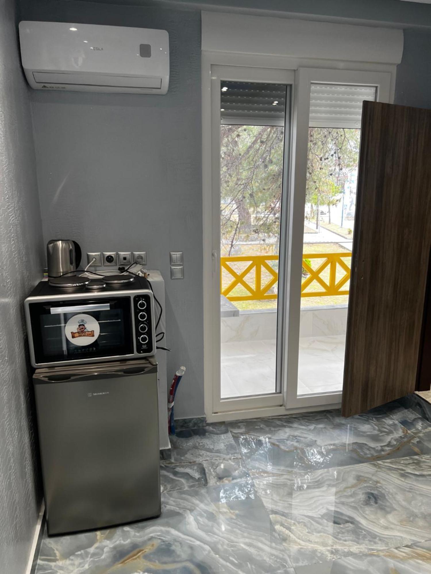 Firstline 1o Floor Hanioti