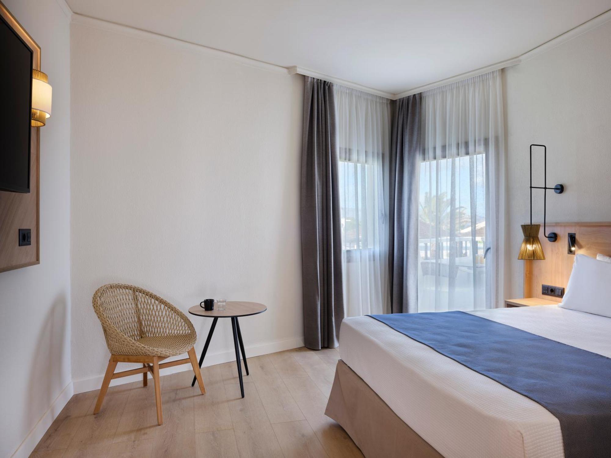 Atlantica Ocean Hotel 5*