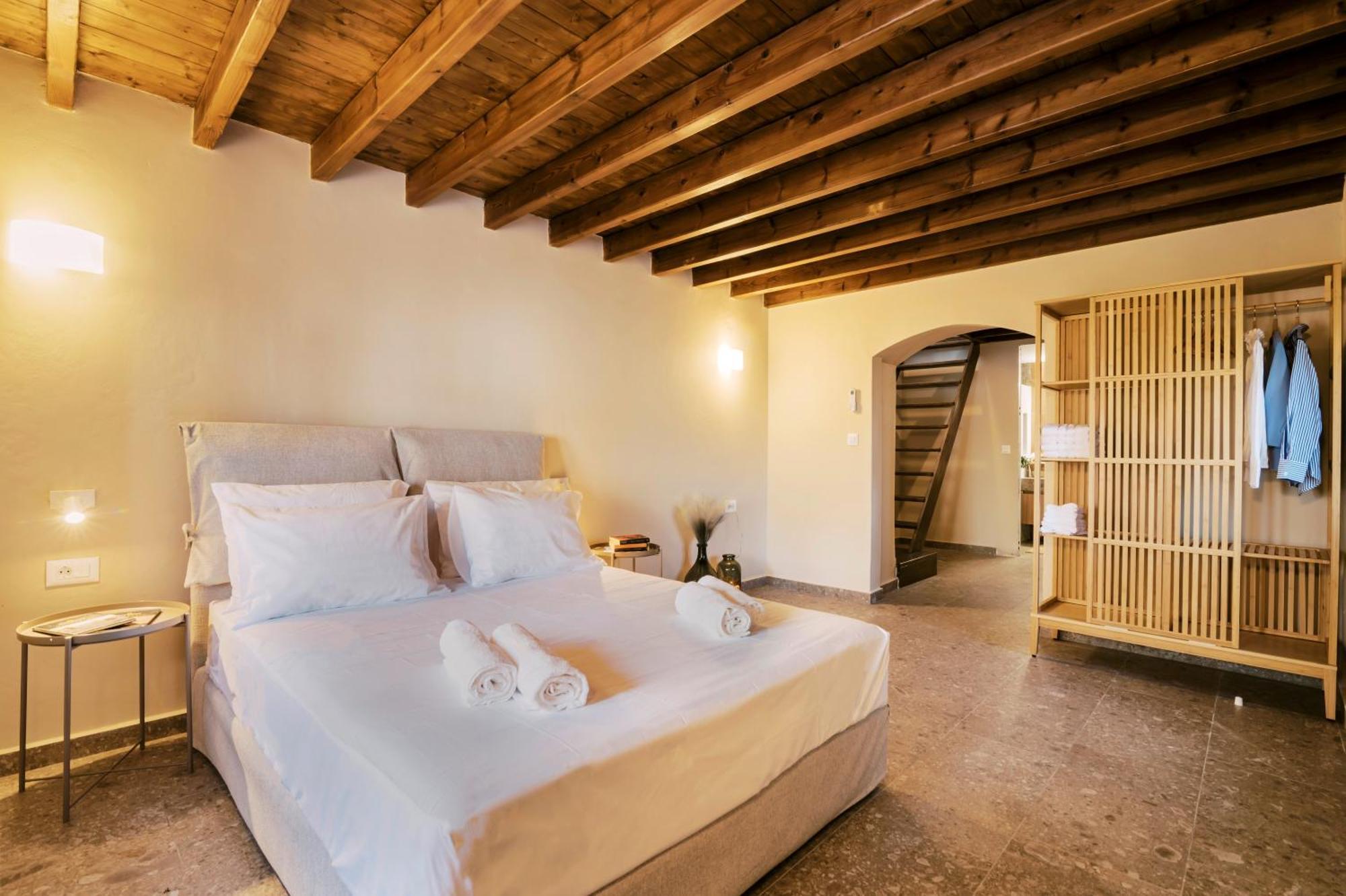 Rizes Traditional House Fanes (Rhodes)