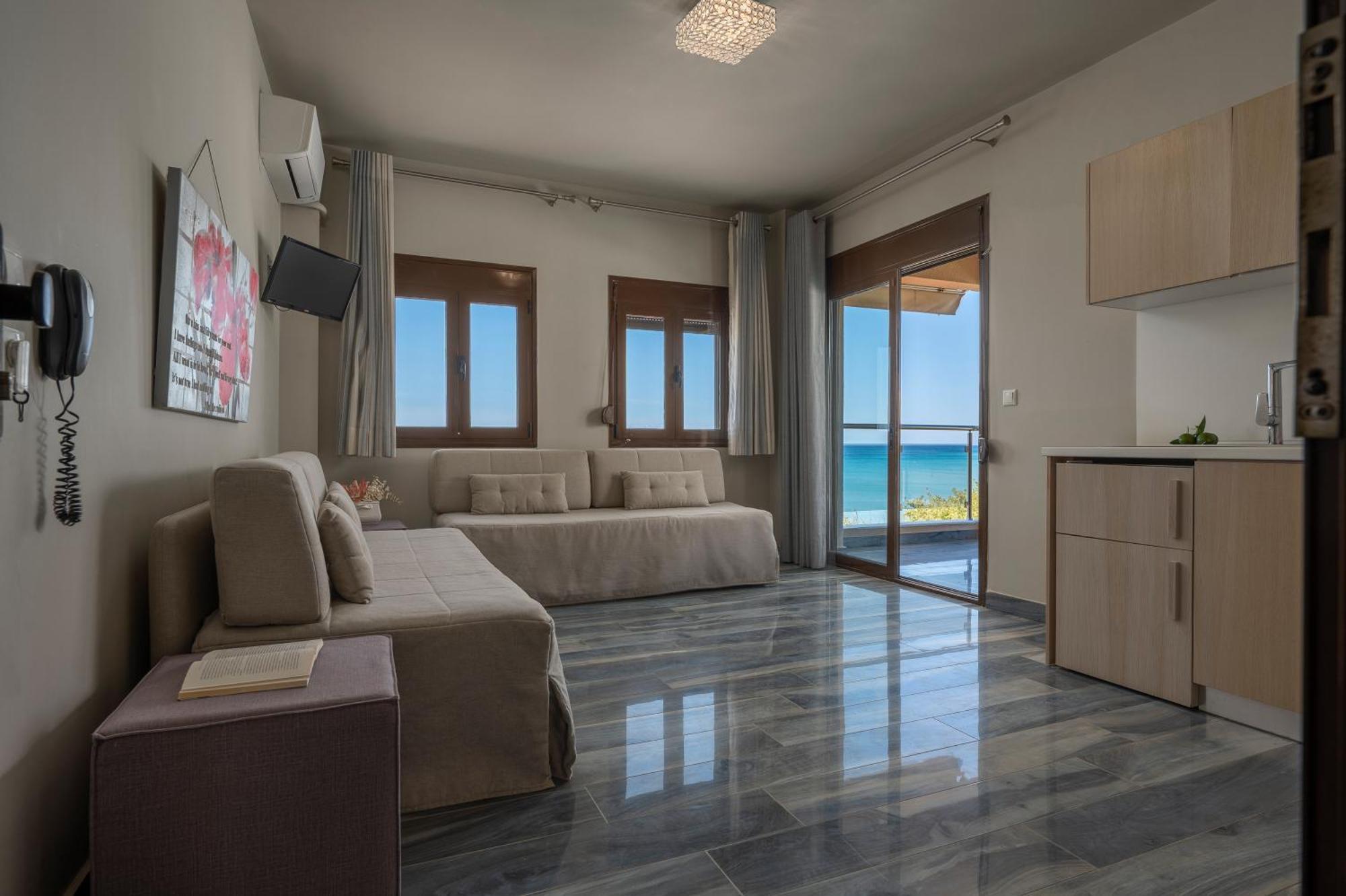 Alkioni By The Sea Apartment Siviri