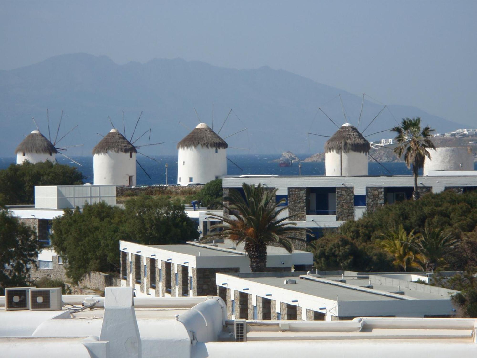 Hotel Adonis 4*