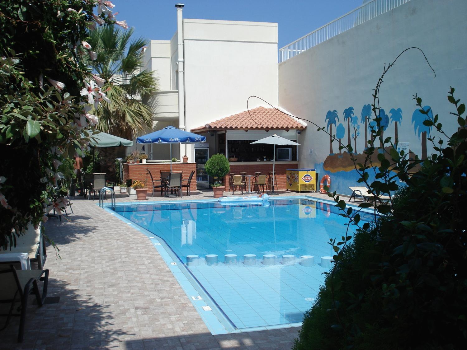Aparthotel Akatos 2*