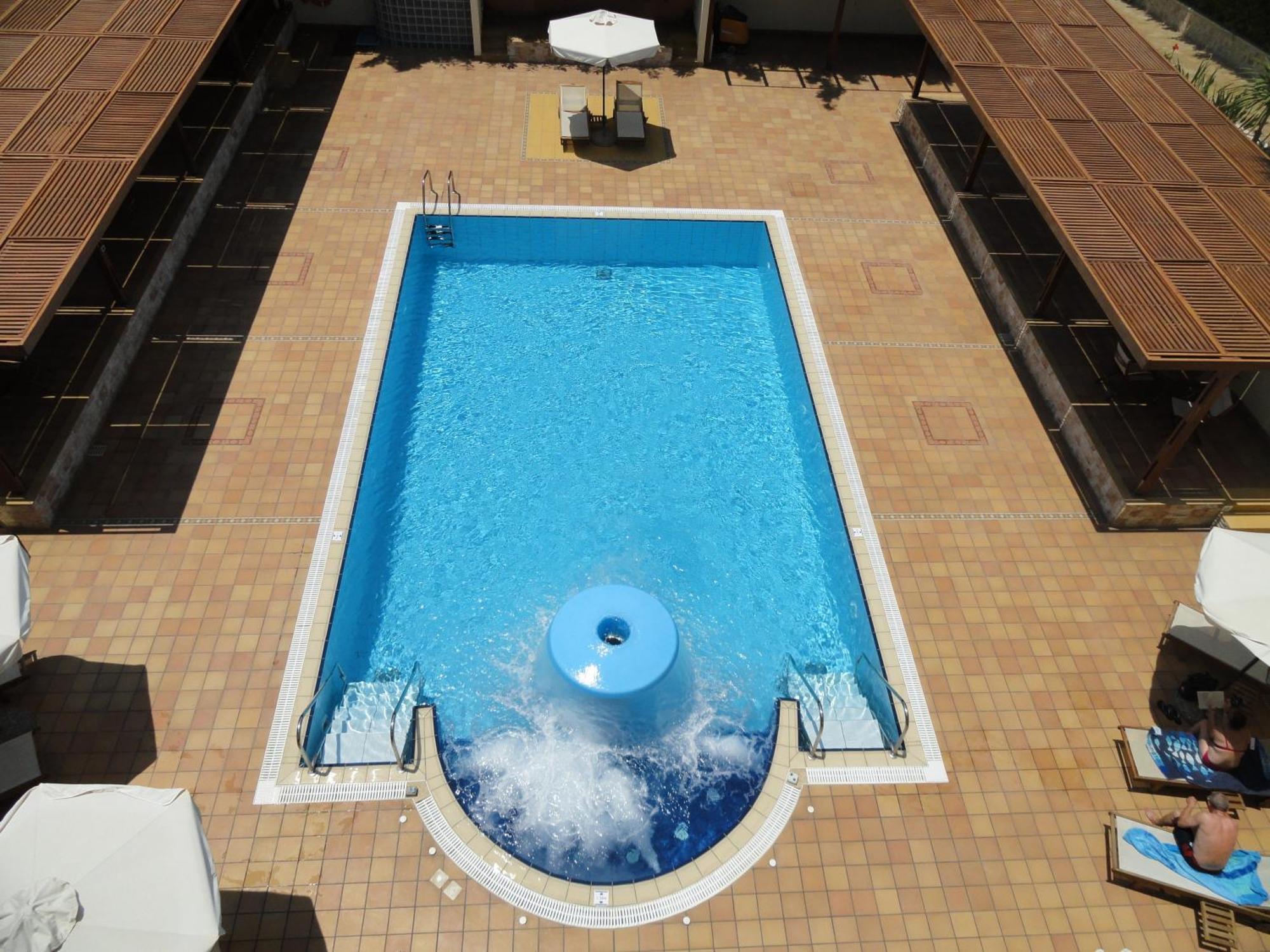 Aparthotel Bay