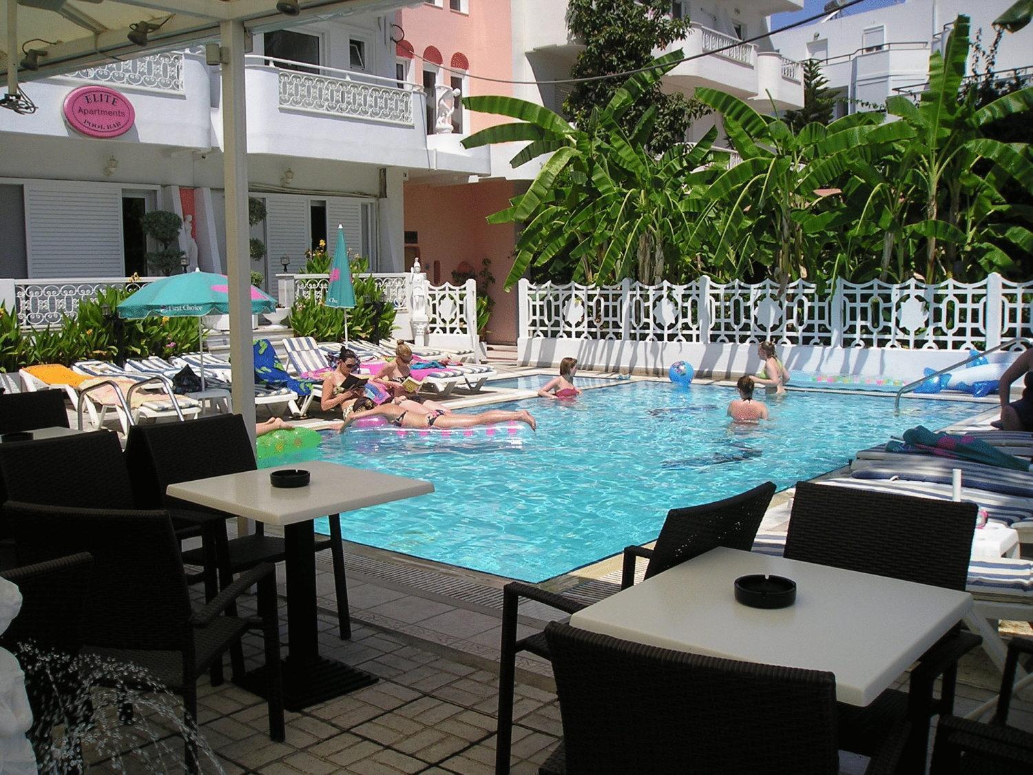 Aparthotel Elite