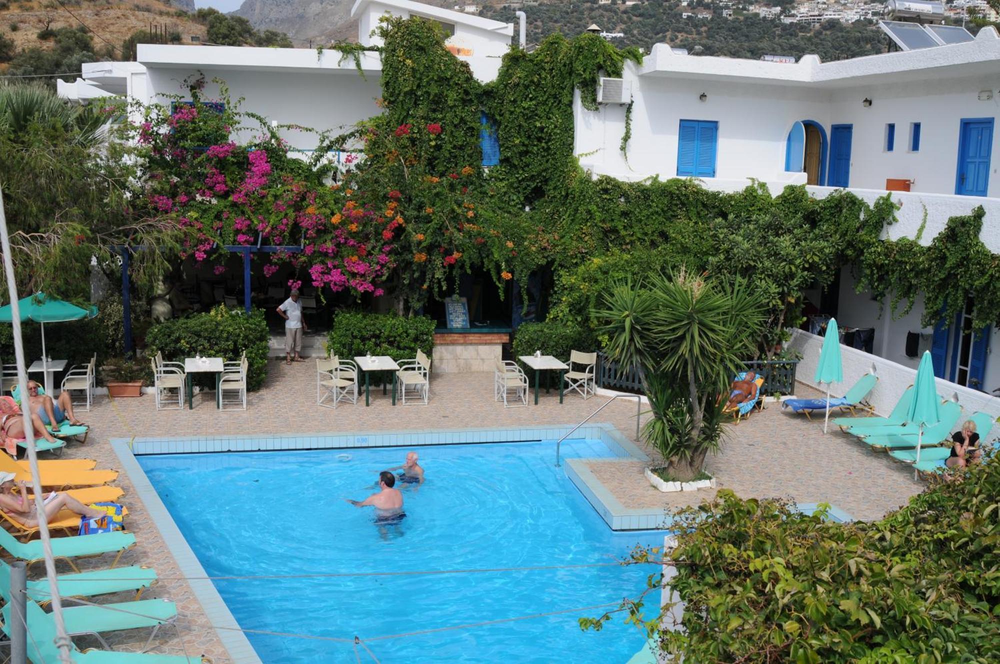 Aparthotel Costas & Chrysoula Plakias