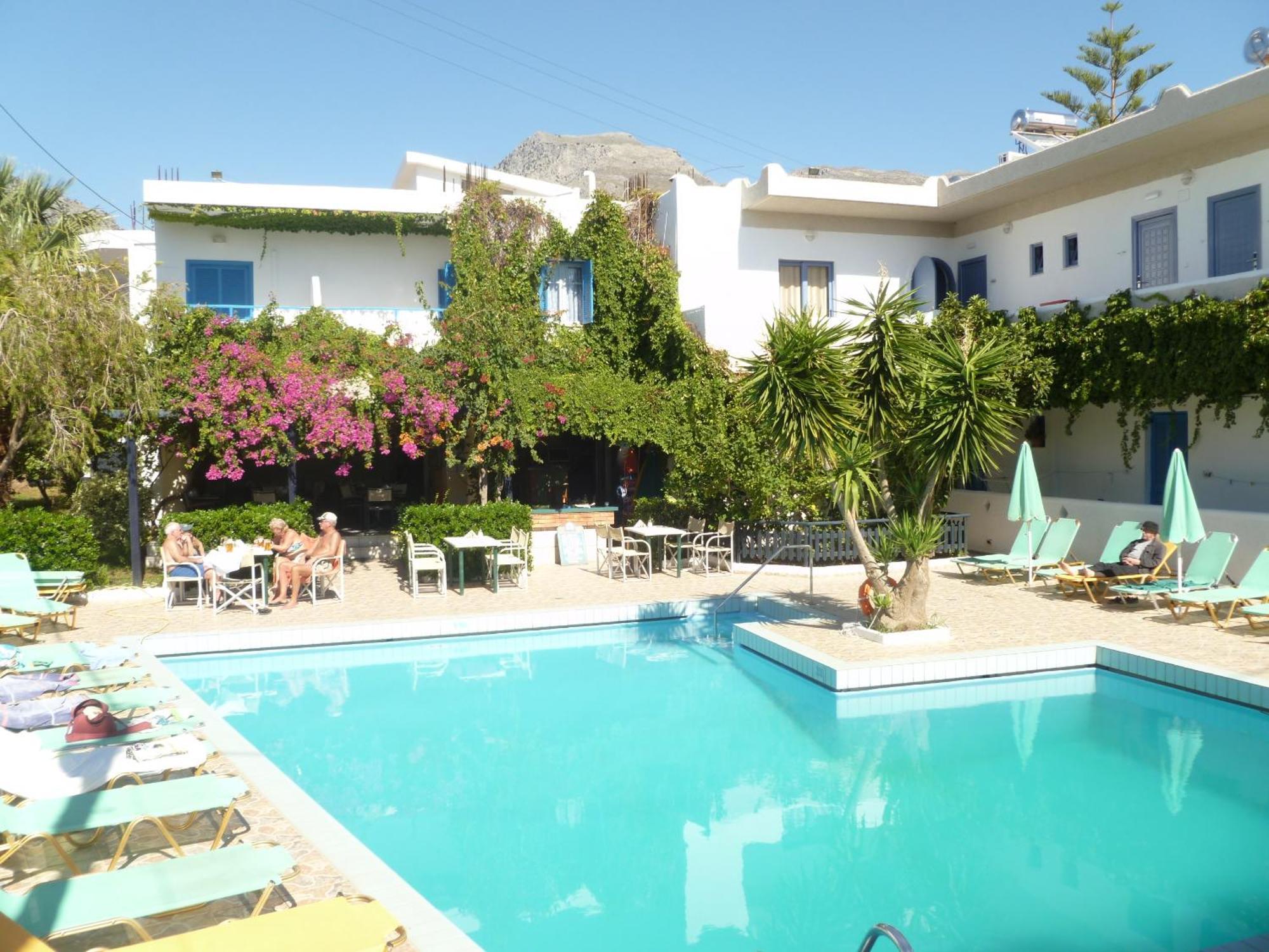 Aparthotel Costas & Chrysoula 3*