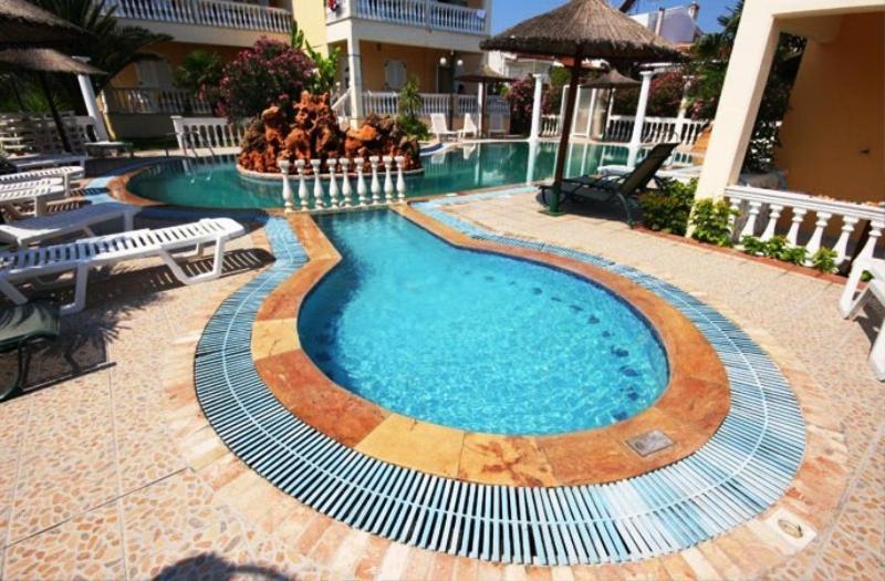 Aparthotel Rigakis