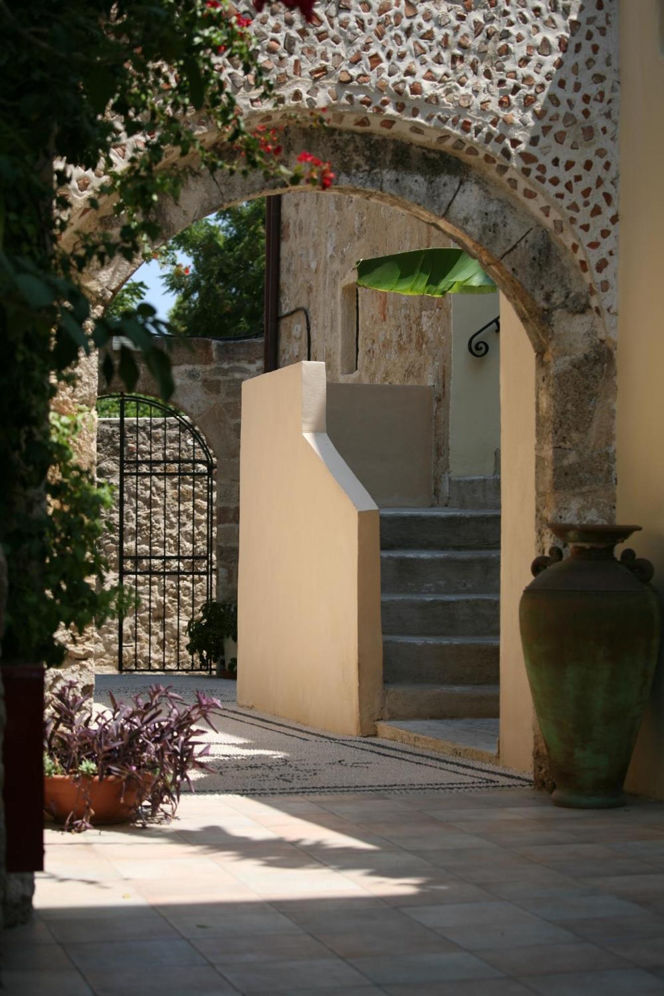 Spirit Of The Knights Boutique Rhodes City