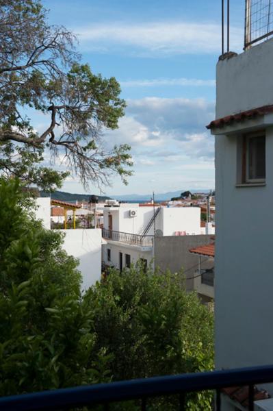 Apartment Syraina *