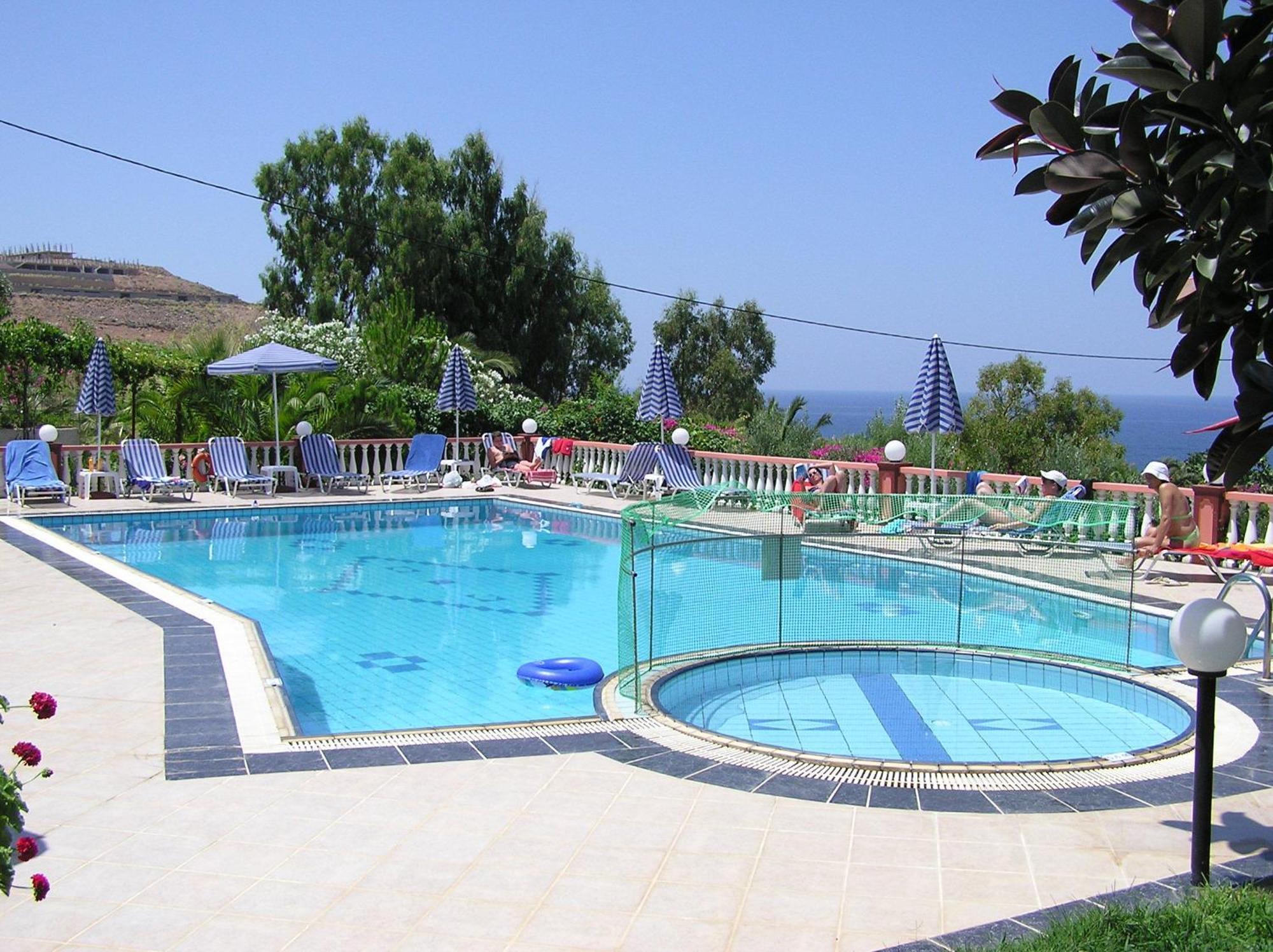 Aparthotel Knossos