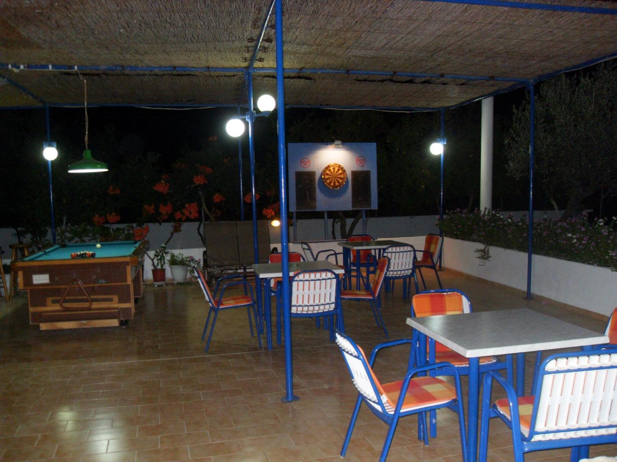 Aparthotel Vera 2*