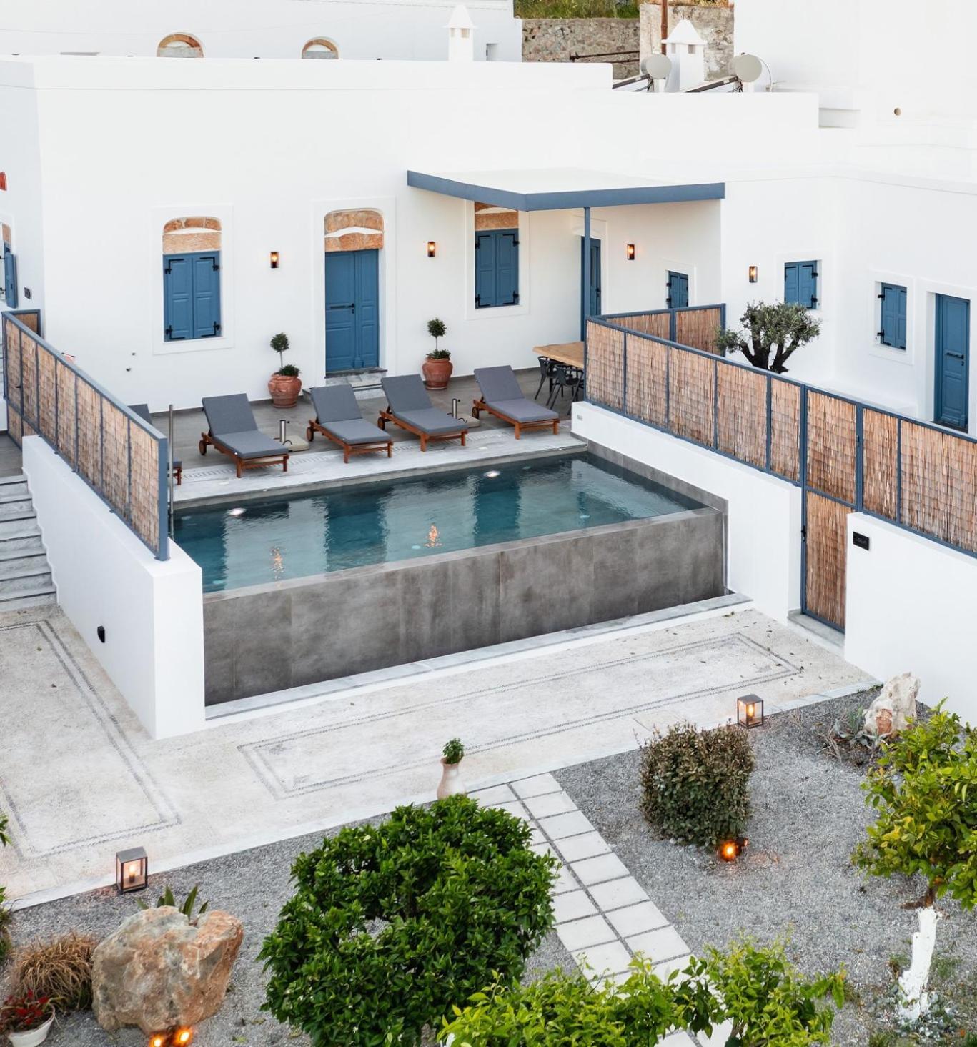 Villa Square Luxury