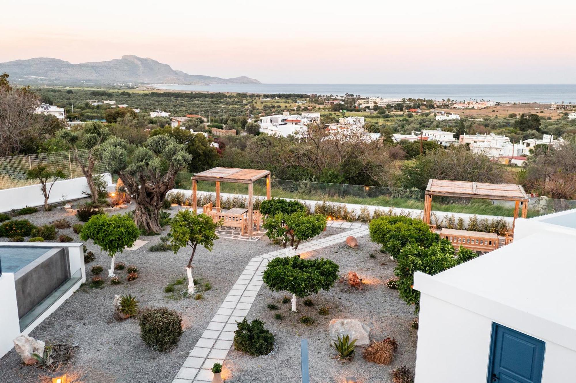 Villa Square Luxury