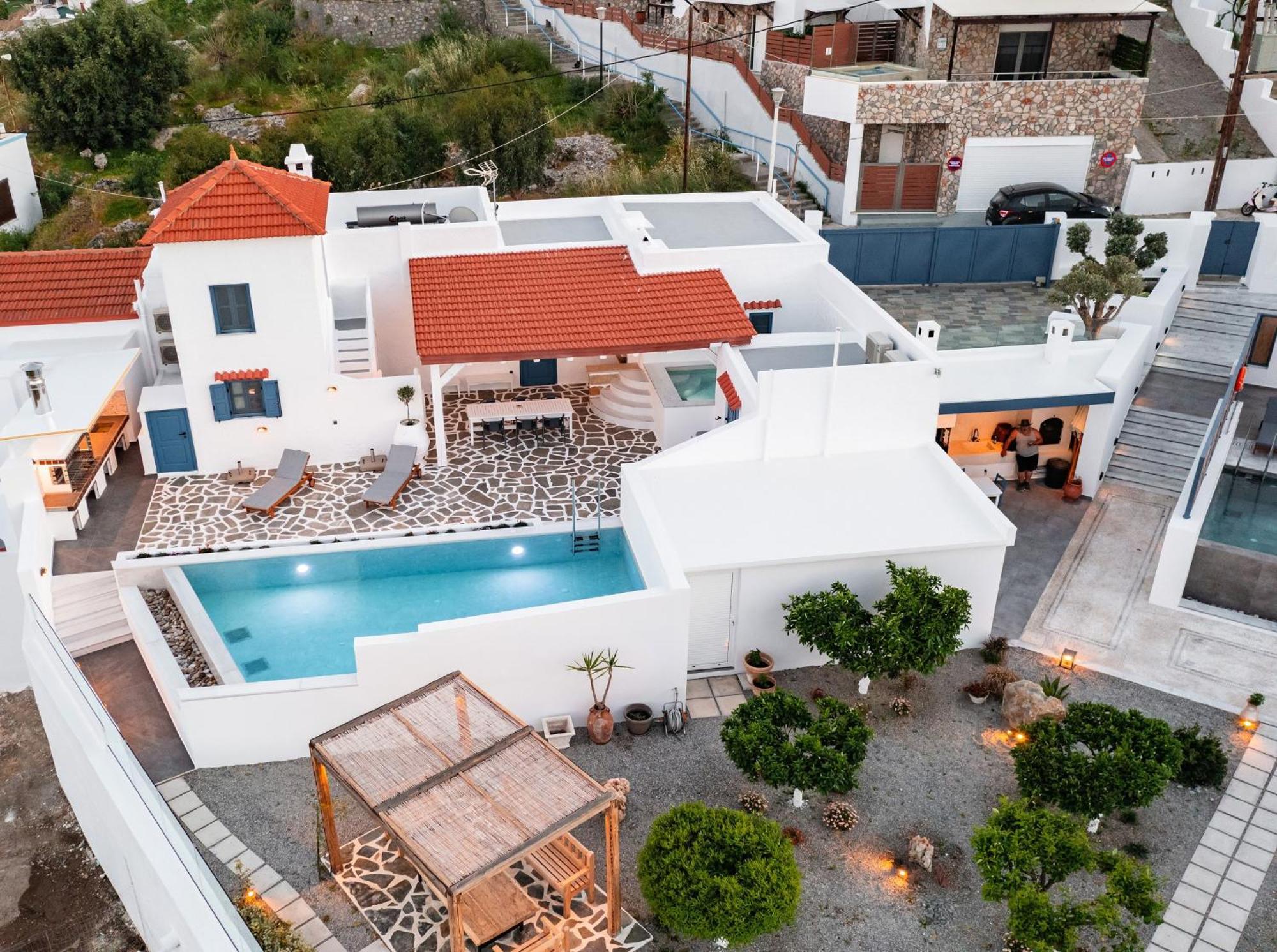 Villa Square Luxury