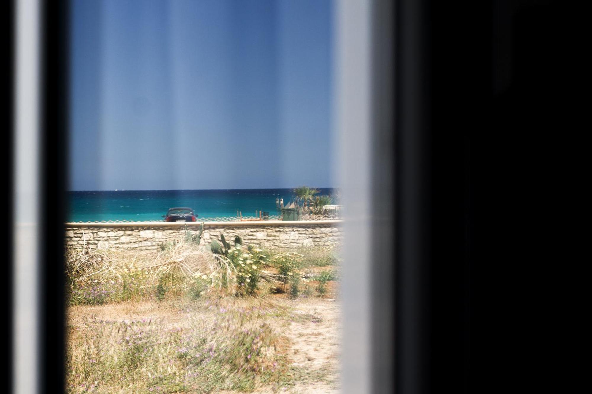 Apartment Sea
