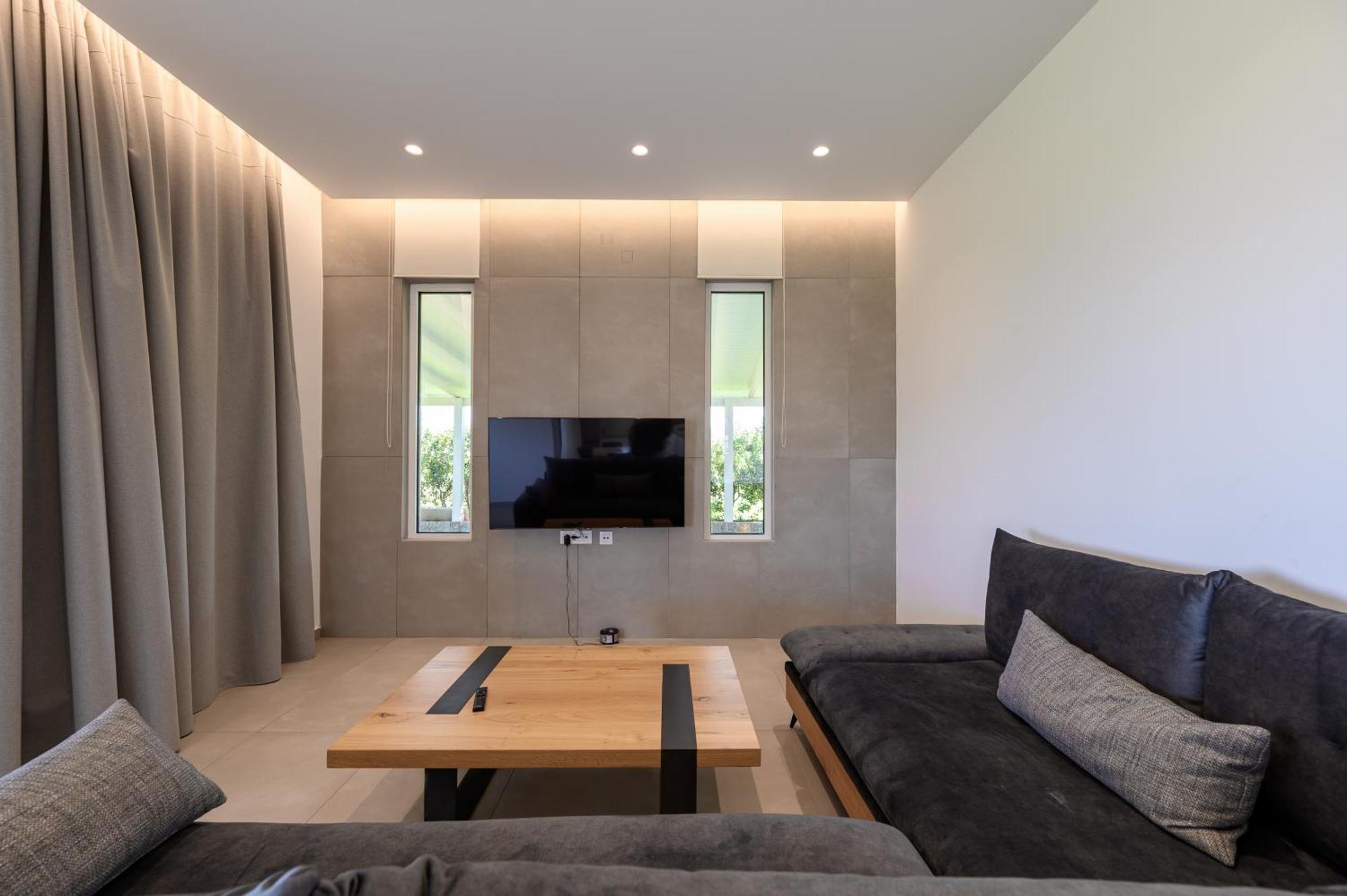 Beachfront Lux