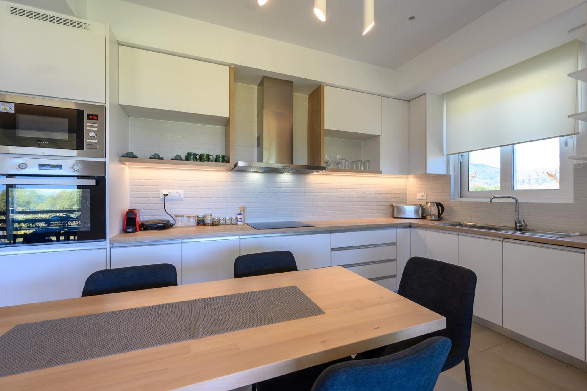 Apartment Beachfront Lux *
