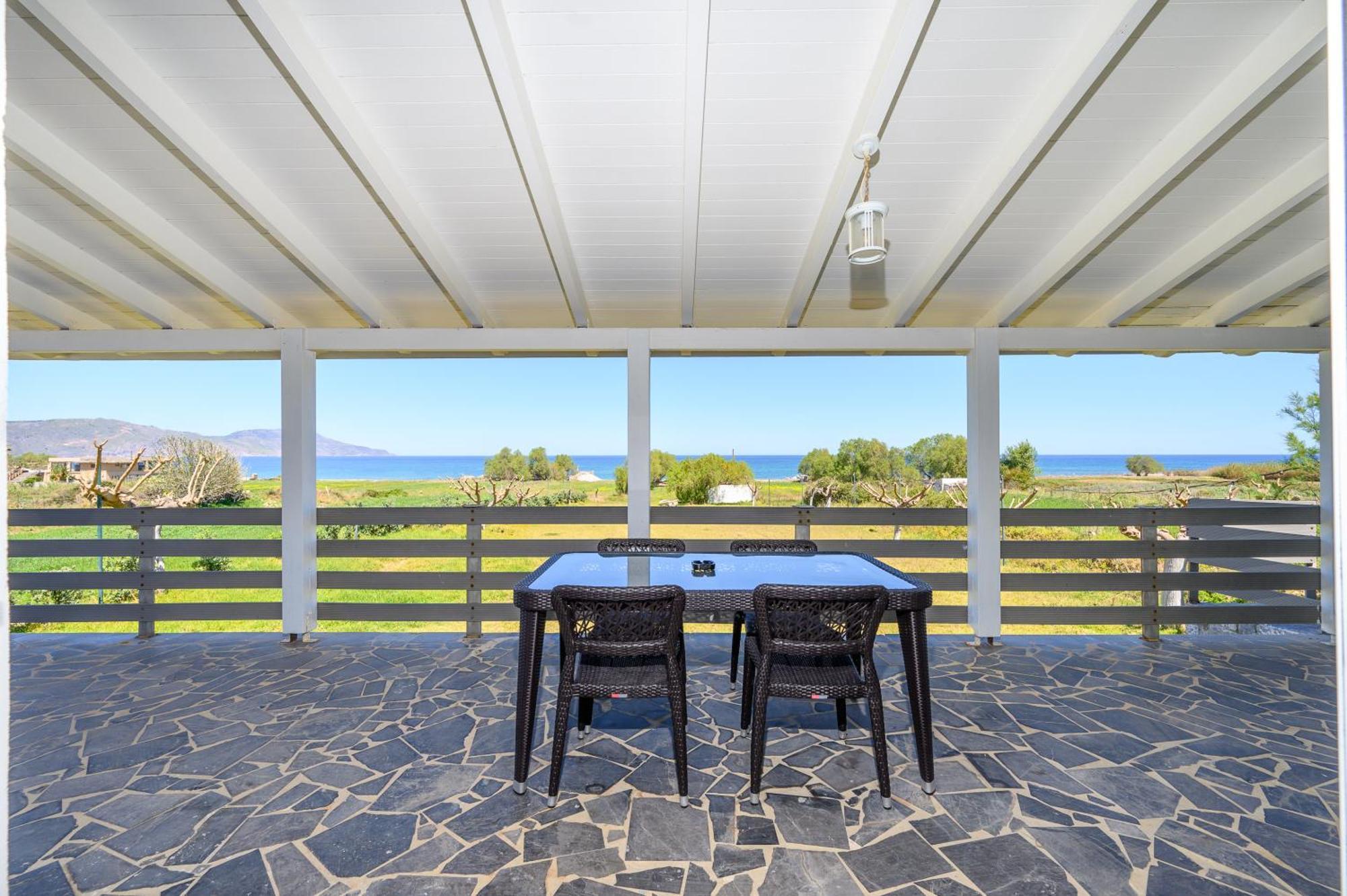 Beachfront Lux Dhramia