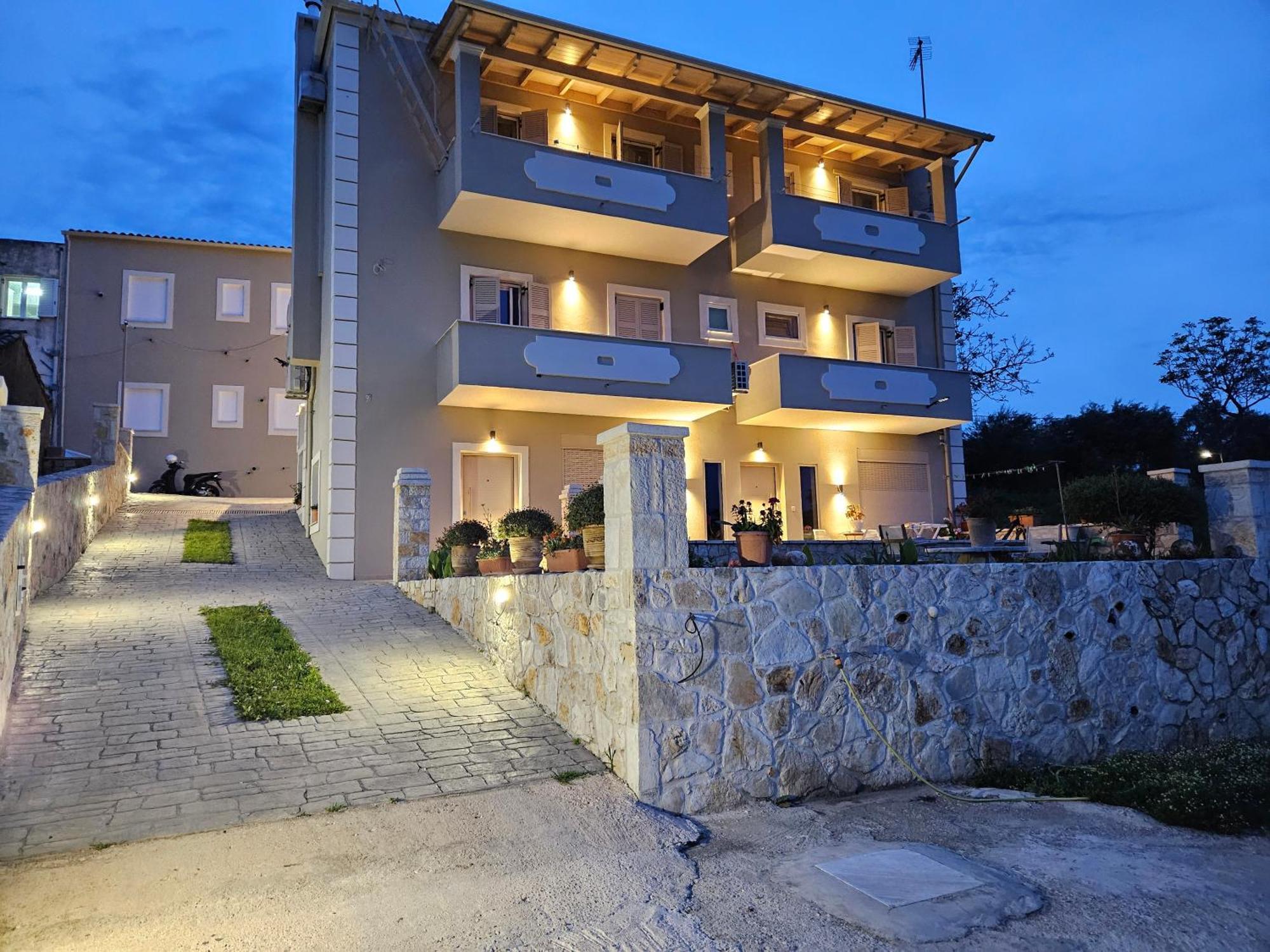 Grey Luxury House Ipsos