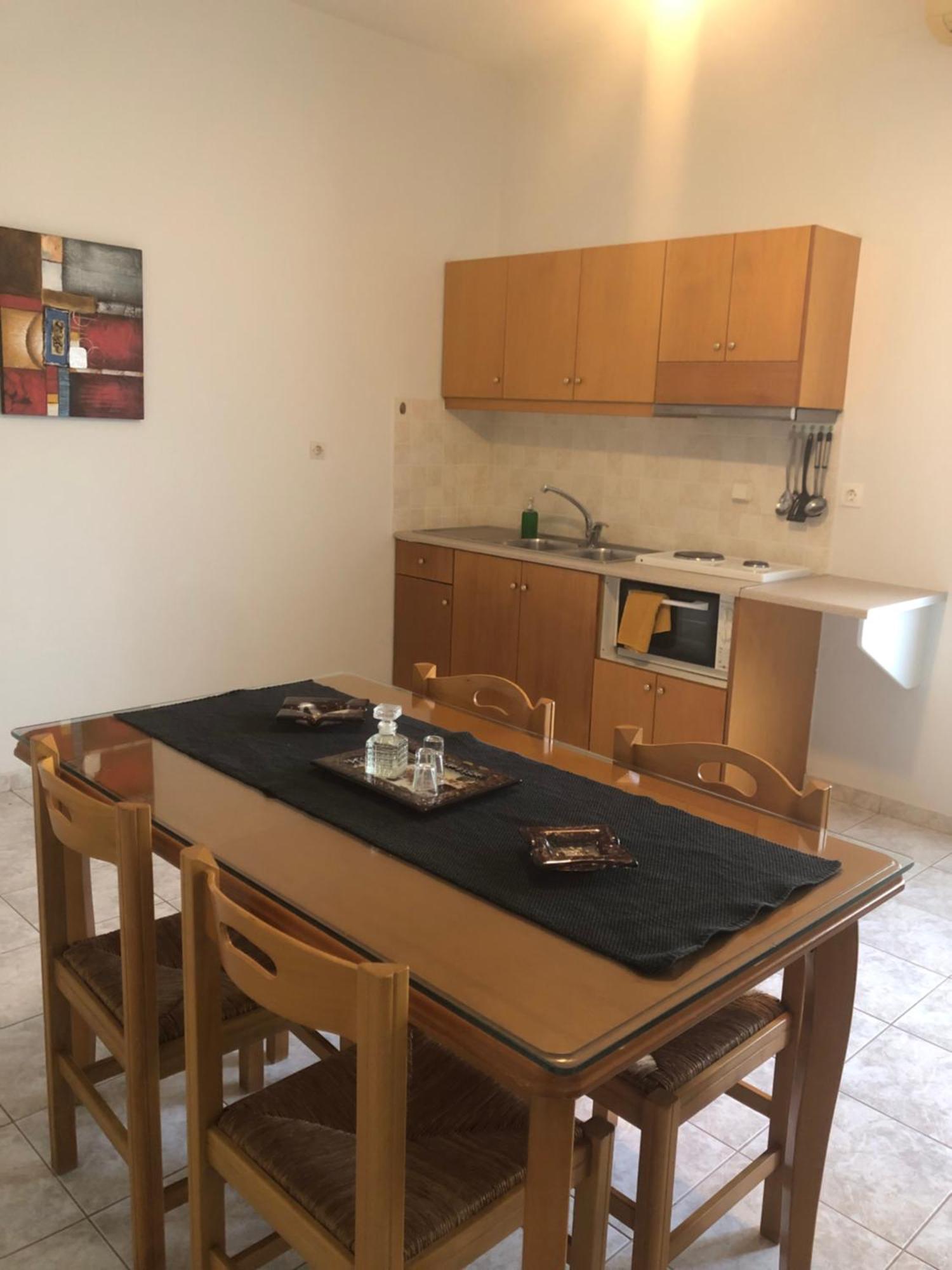 Chrisanthi & Apartment