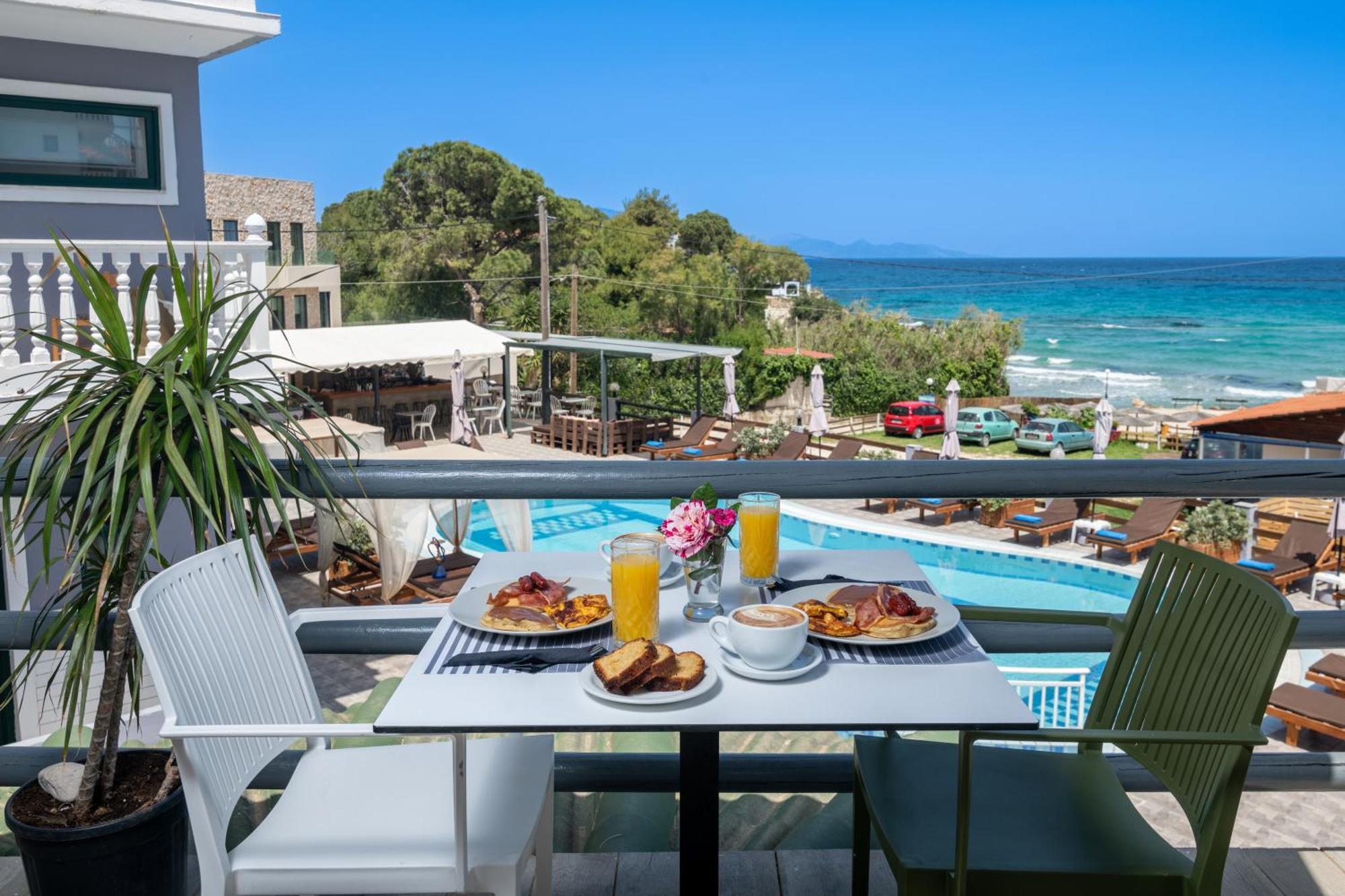 Apartment Amarylis Beachfront Studios *