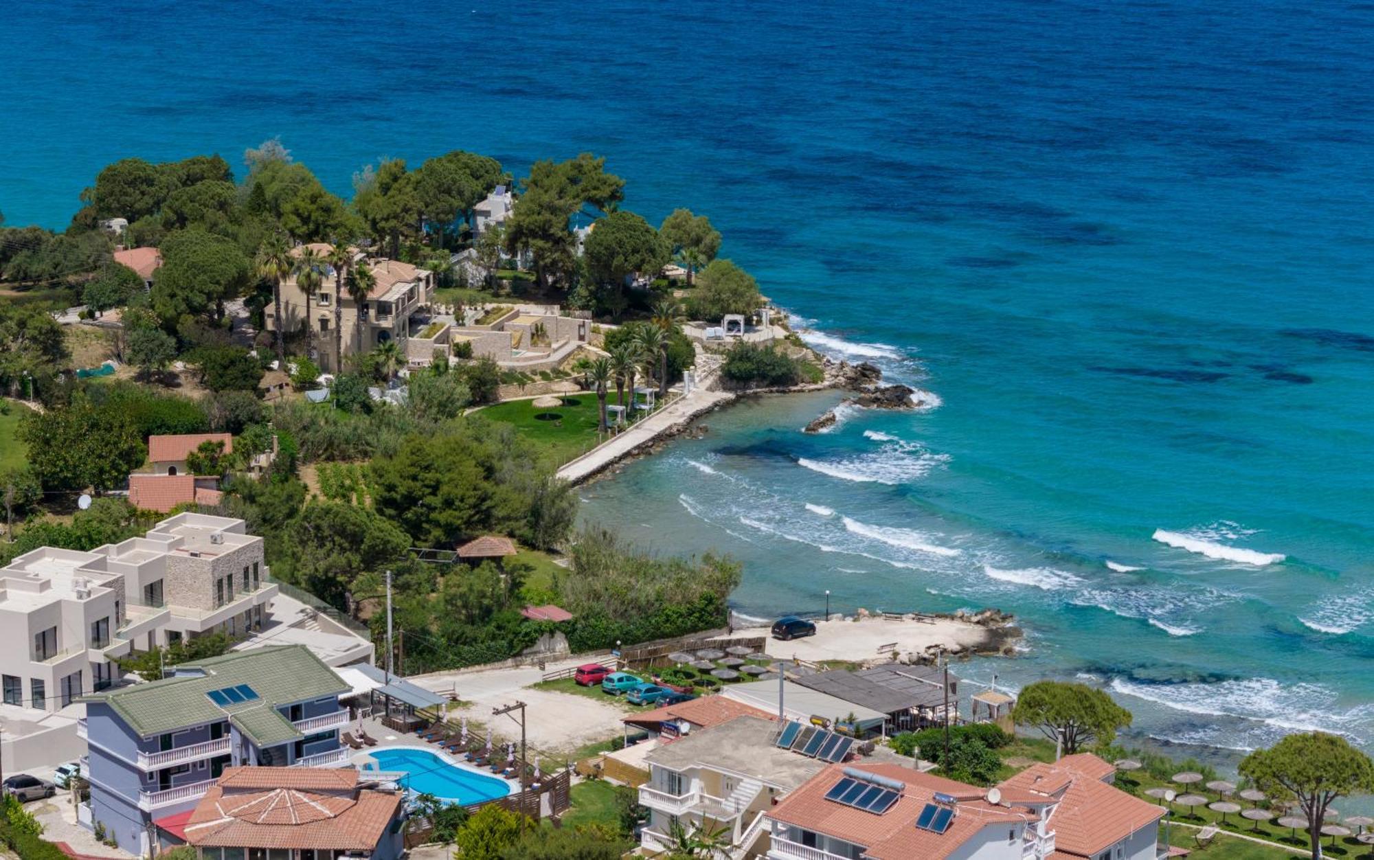 Apartment Amarylis Beachfront Studios