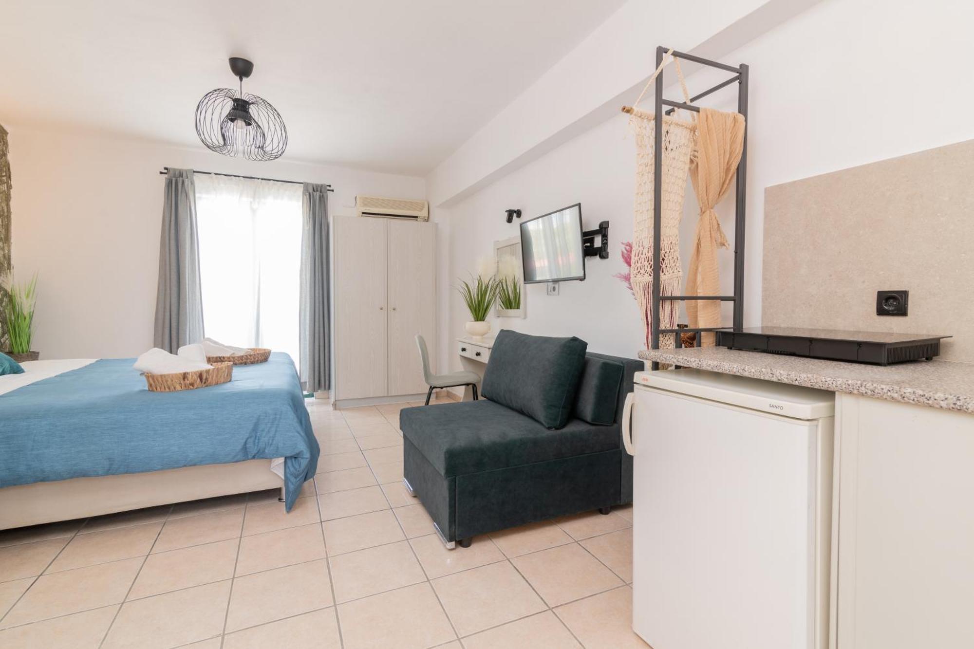 Apartment Amarylis Beachfront Studios